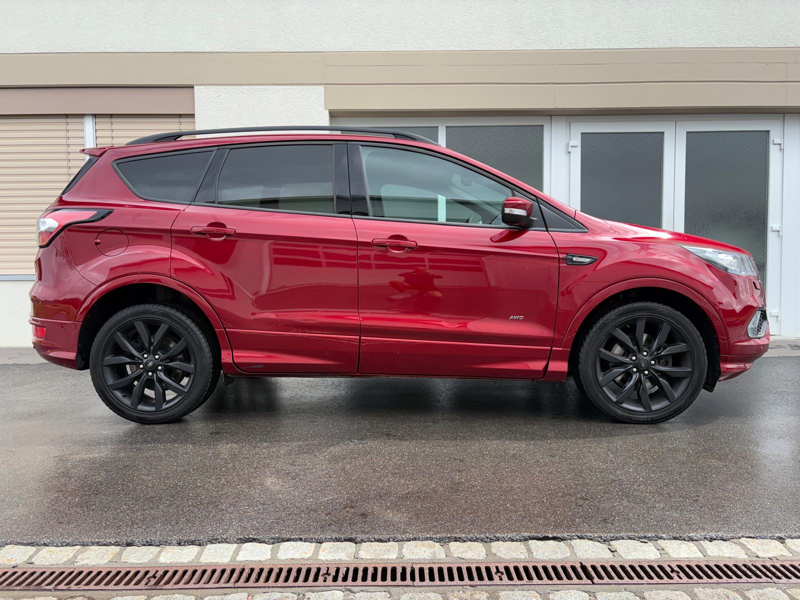 FORD Kuga 2.0 TDCi ST Line High 4WD PowerShift-image-1
