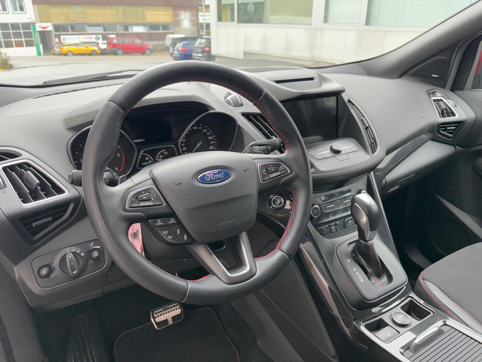 FORD Kuga 2.0 TDCi ST Line High 4WD PowerShift-image-6