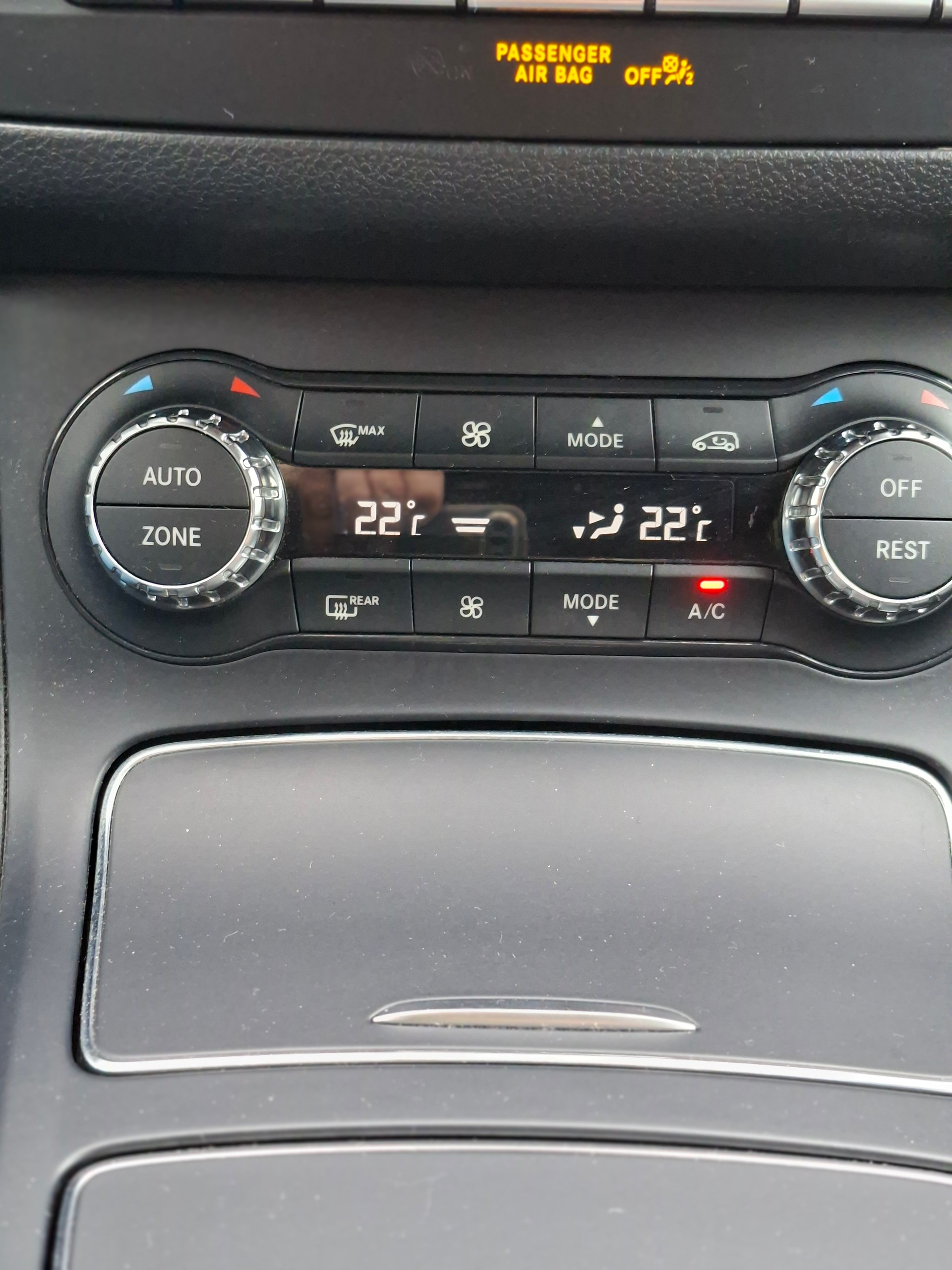 MERCEDES-BENZ B 220 CDI Swiss Star Edition Urban 4Matic 7G-DCT-image-9