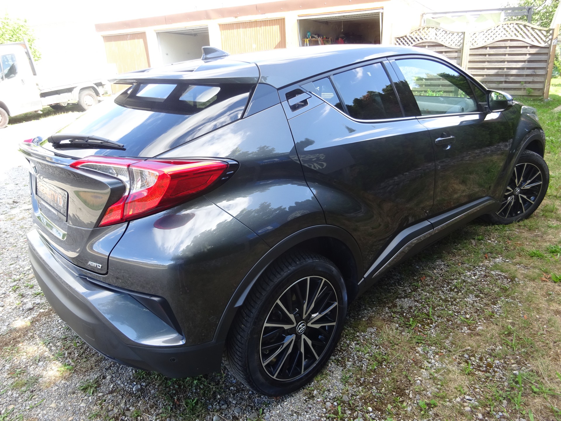 TOYOTA C-HR 1.2 Turbo Premium 4WD Multidrive S - MFK 3.2026 - 1.HAND-image-1
