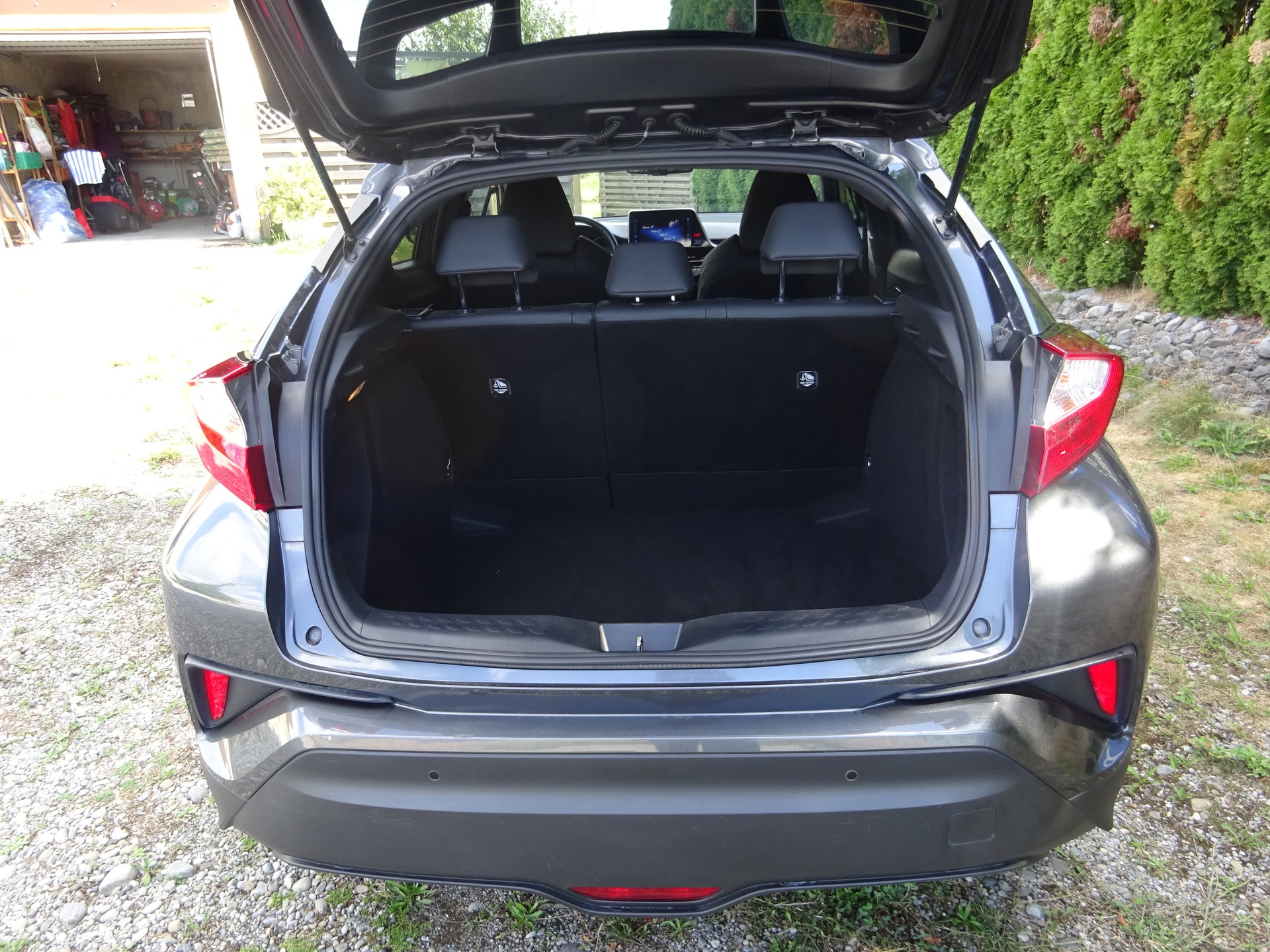 TOYOTA C-HR 1.2 Turbo Premium 4WD Multidrive S - MFK 3.2026 - 1.HAND-image-12