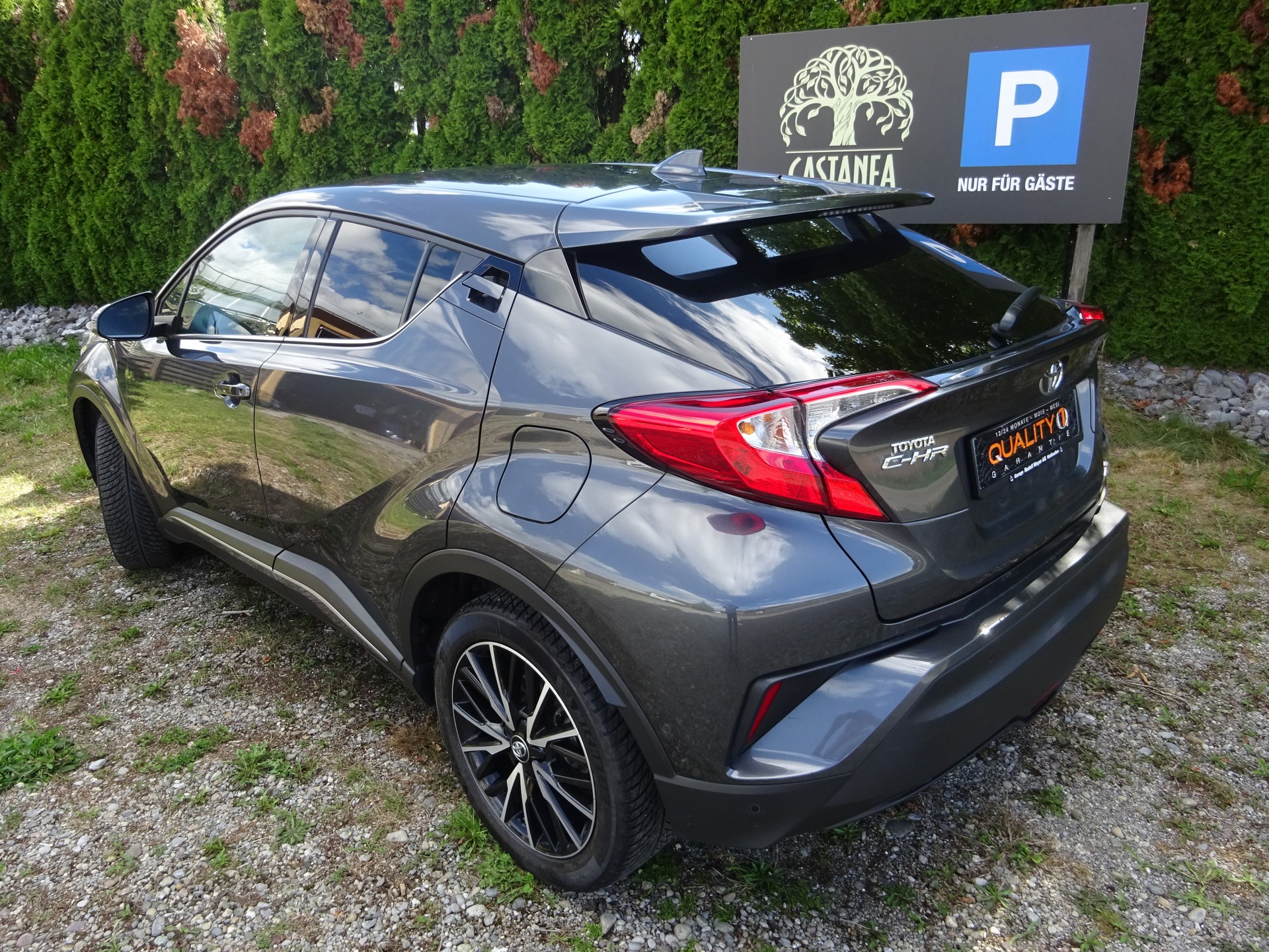 TOYOTA C-HR 1.2 Turbo Premium 4WD Multidrive S - MFK 3.2026 - 1.HAND-image-4