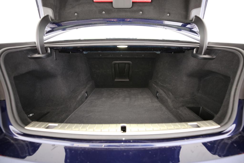 BMW 730d xDrive-image-14