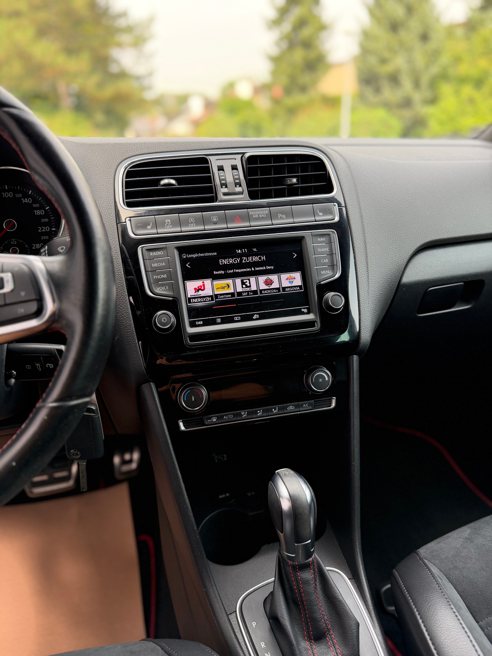 VW Polo 1.8 TSI GTI DSG-image-8