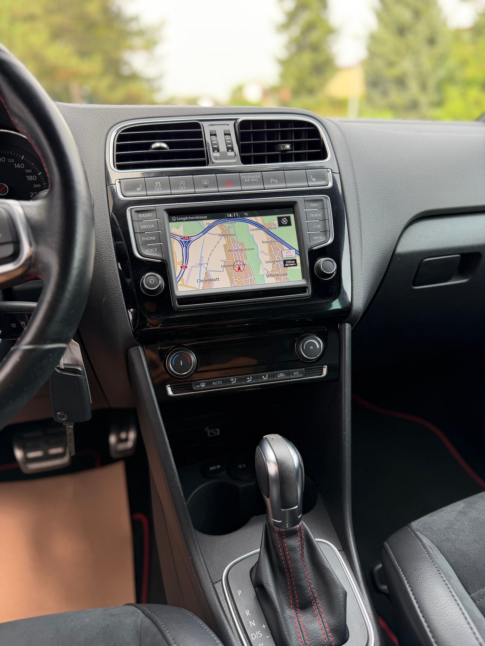 VW Polo 1.8 TSI GTI DSG-image-9