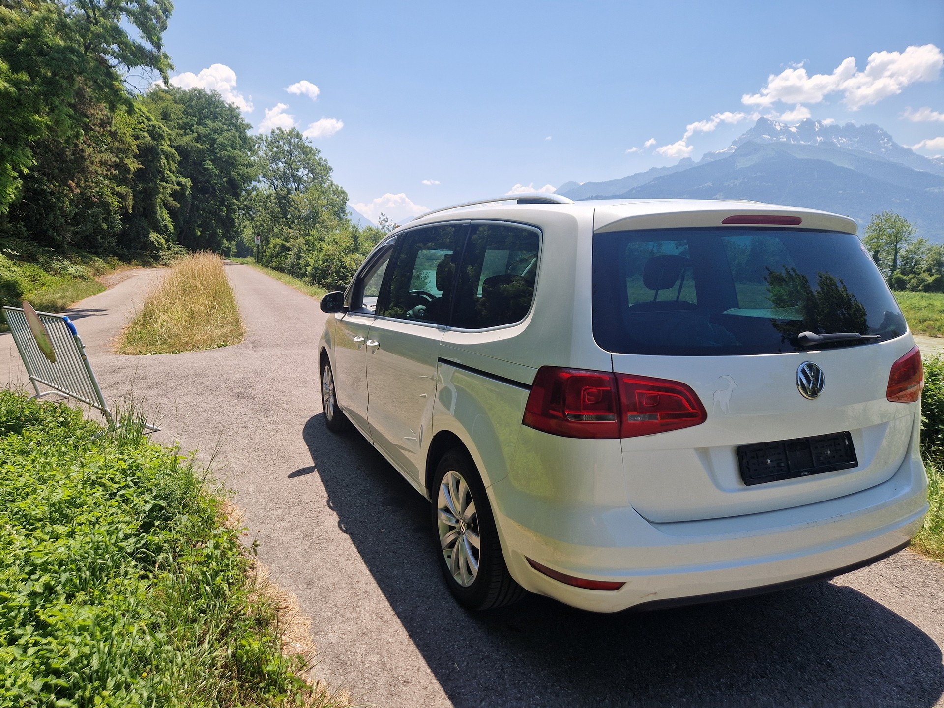 VW Sharan 2.0 TDI BMT Comfortline 4Motion-image-5
