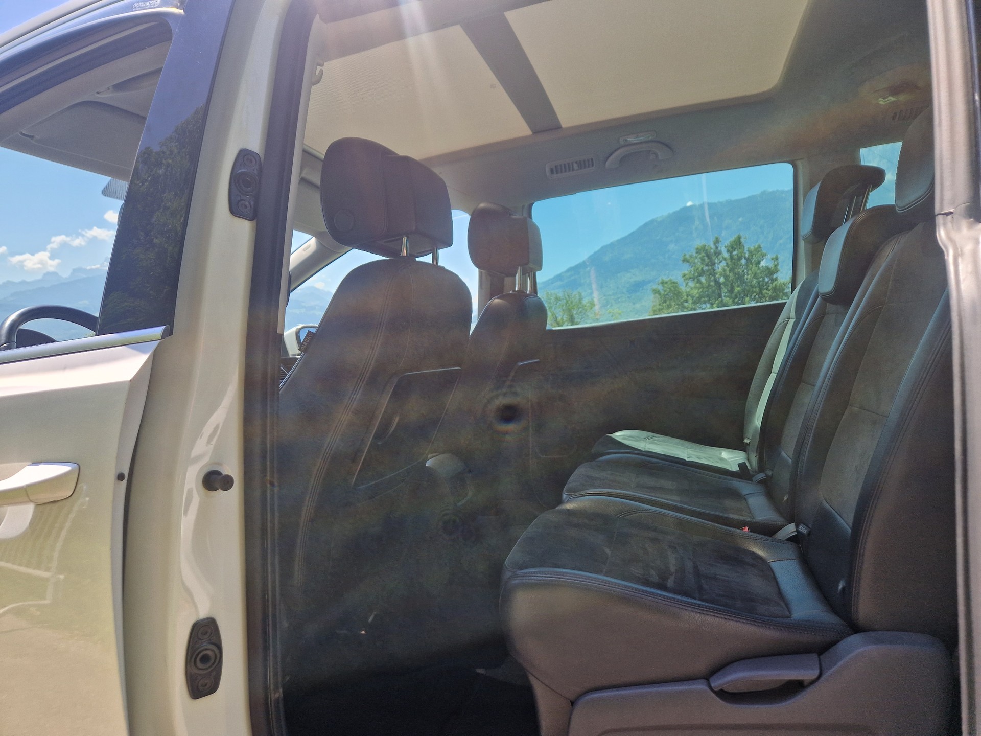 VW Sharan 2.0 TDI BMT Comfortline 4Motion-image-8