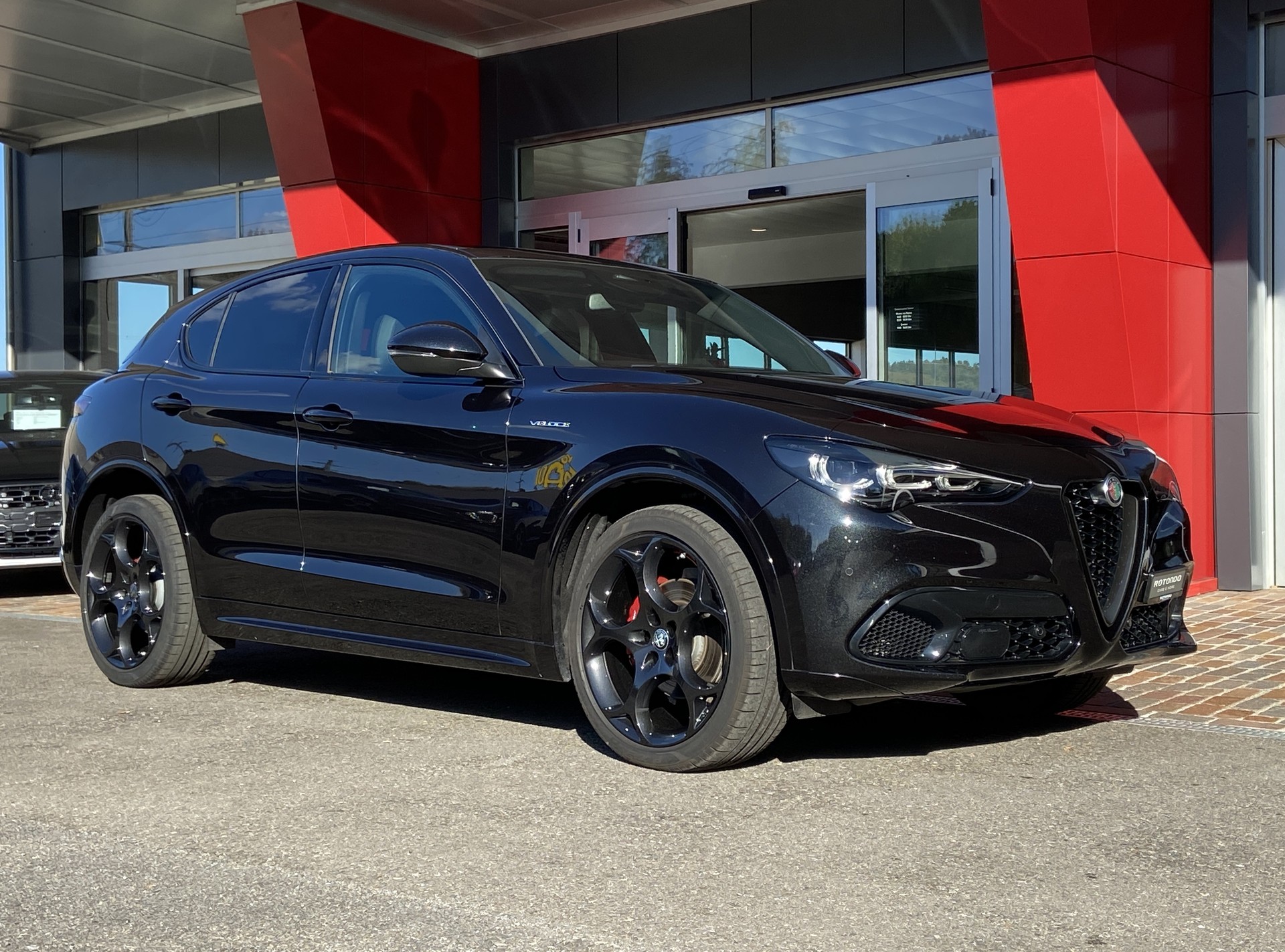 ALFA ROMEO Stelvio 2.0 Veloce Premium Sky Q4 AT8-image-17