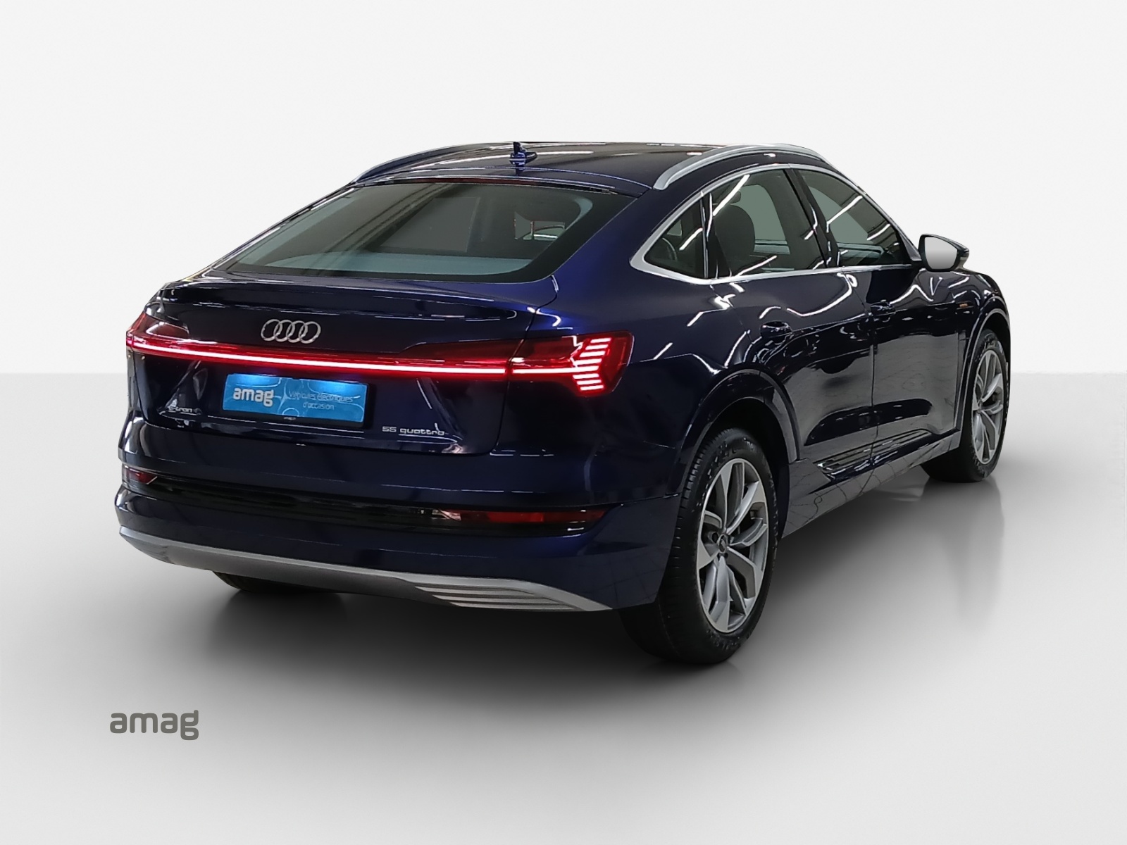 AUDI e-tron 55 Sportback Advanced quattro-image-4