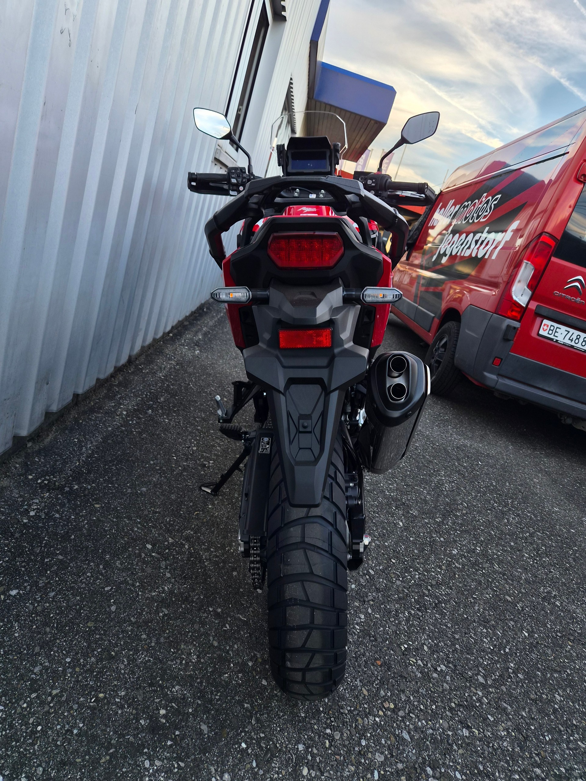 HONDA CRF 1100 DCT Africa Twin Adventure-image-6