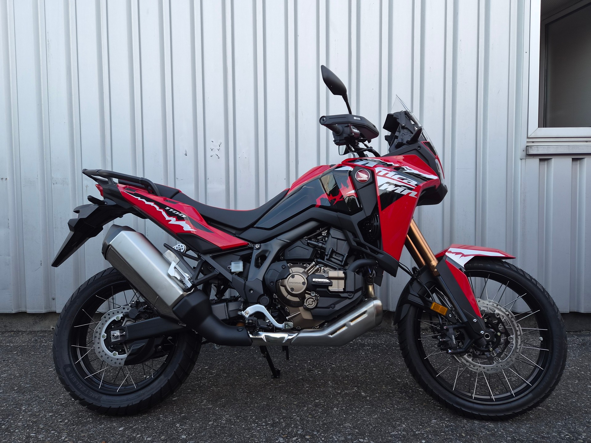 HONDA CRF 1100 DCT Africa Twin Adventure-showroom-element-1