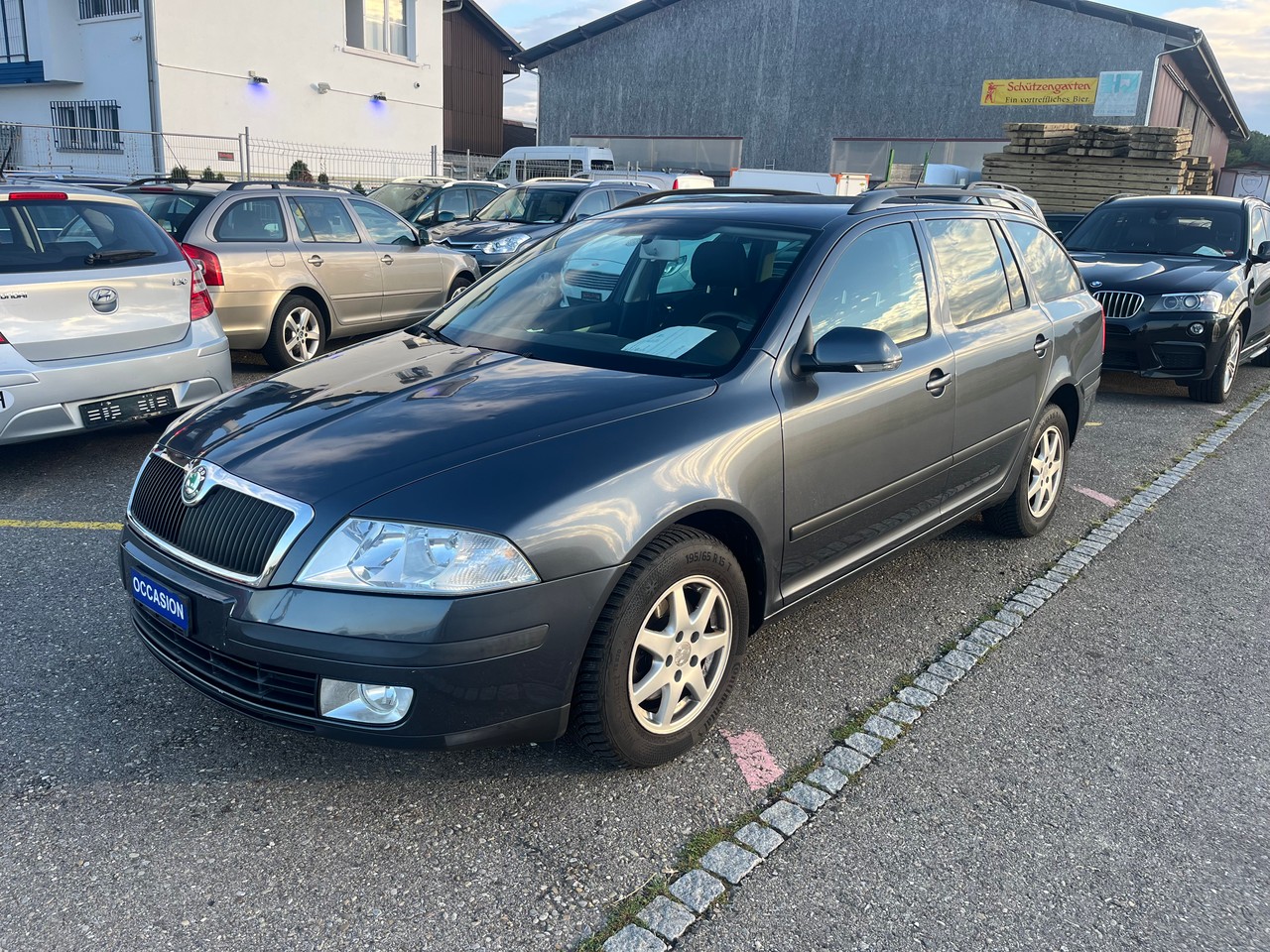 SKODA Octavia 2.0 FSI Adventure 4x4-image-2