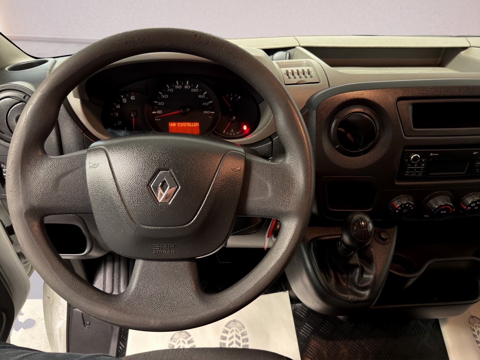RENAULT Master T35 2.3dCi 125 L3-image-7