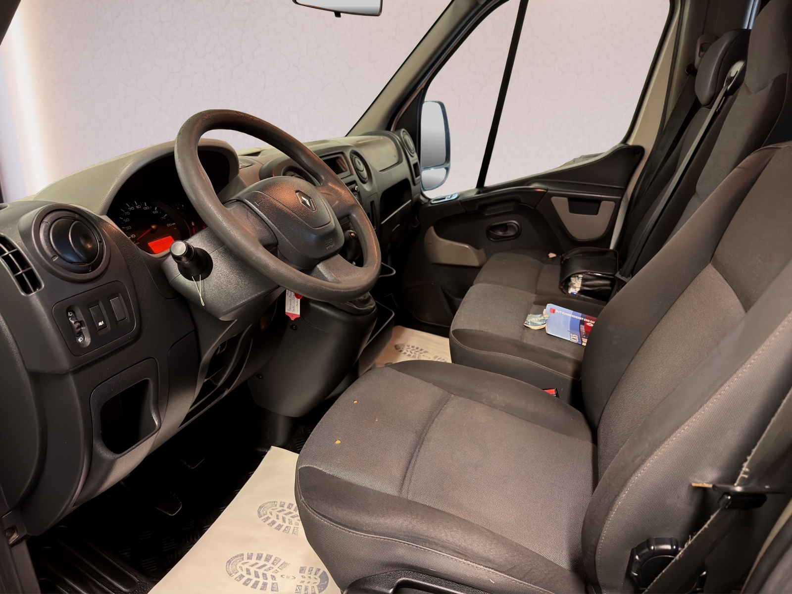 RENAULT Master T35 2.3dCi 125 L3-image-11