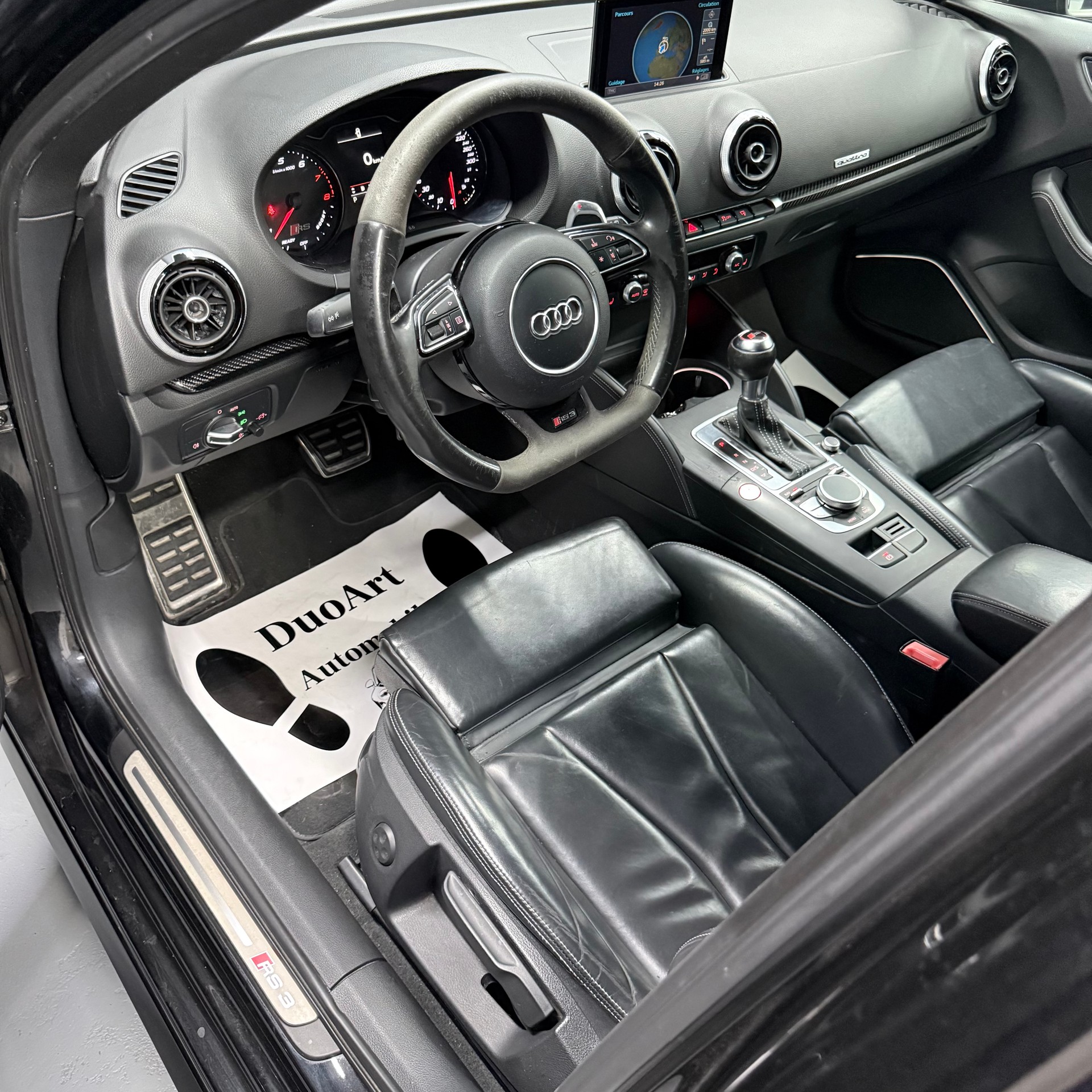 AUDI RS3 2.5 TSI quattro S-tronic-image-8