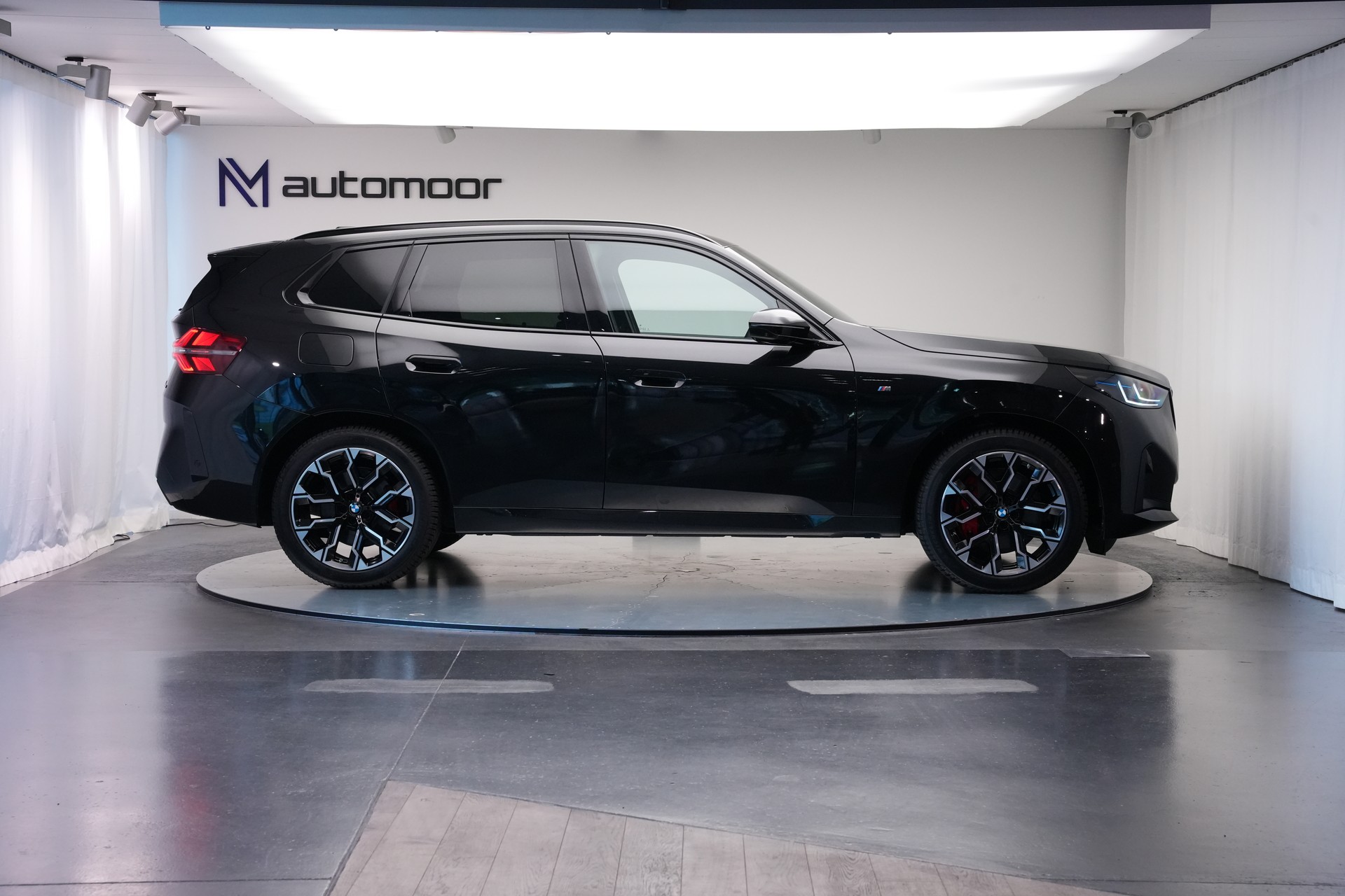 BMW X3 xDrive 48V 40d M Sport Pro *Panorama* *HuD* *AHK*-showroom-element-3