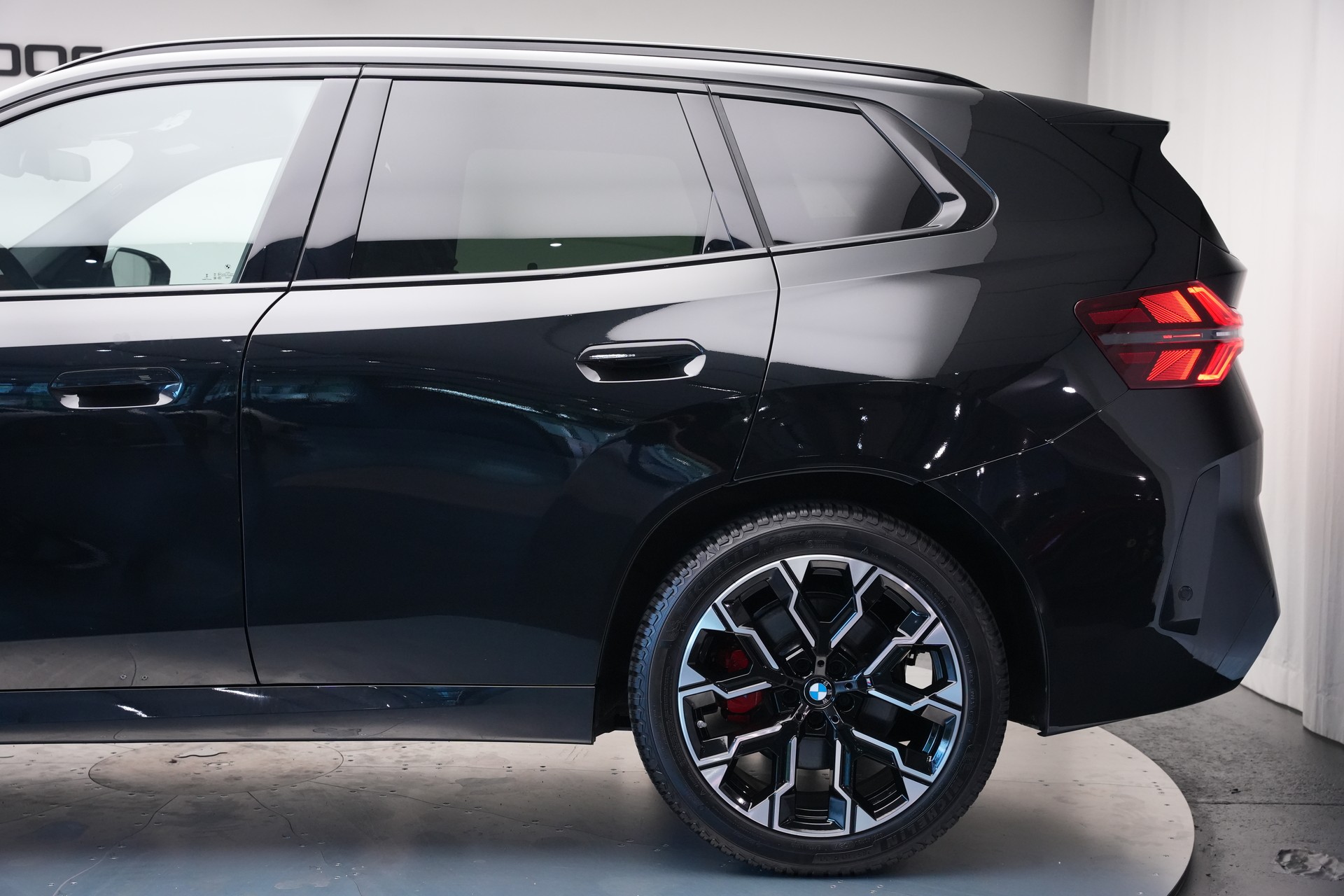 BMW X3 xDrive 48V 40d M Sport Pro *Panorama* *HuD* *AHK*-image-49