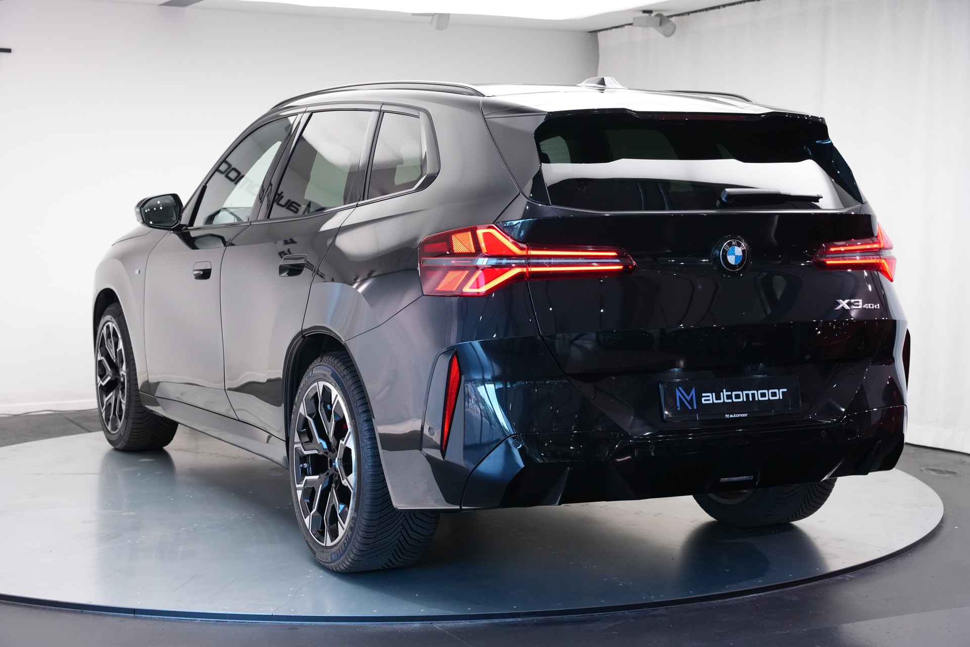 BMW X3 xDrive 48V 40d M Sport Pro *Panorama* *HuD* *AHK*-image-47