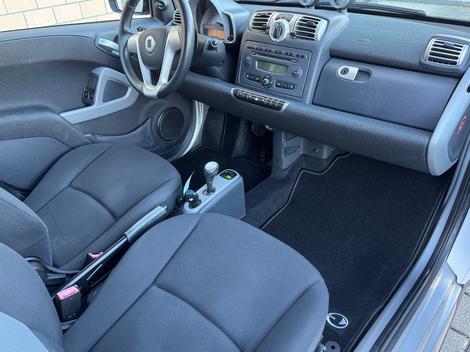 SMART fortwo swiss edition mhd softouch-image-8