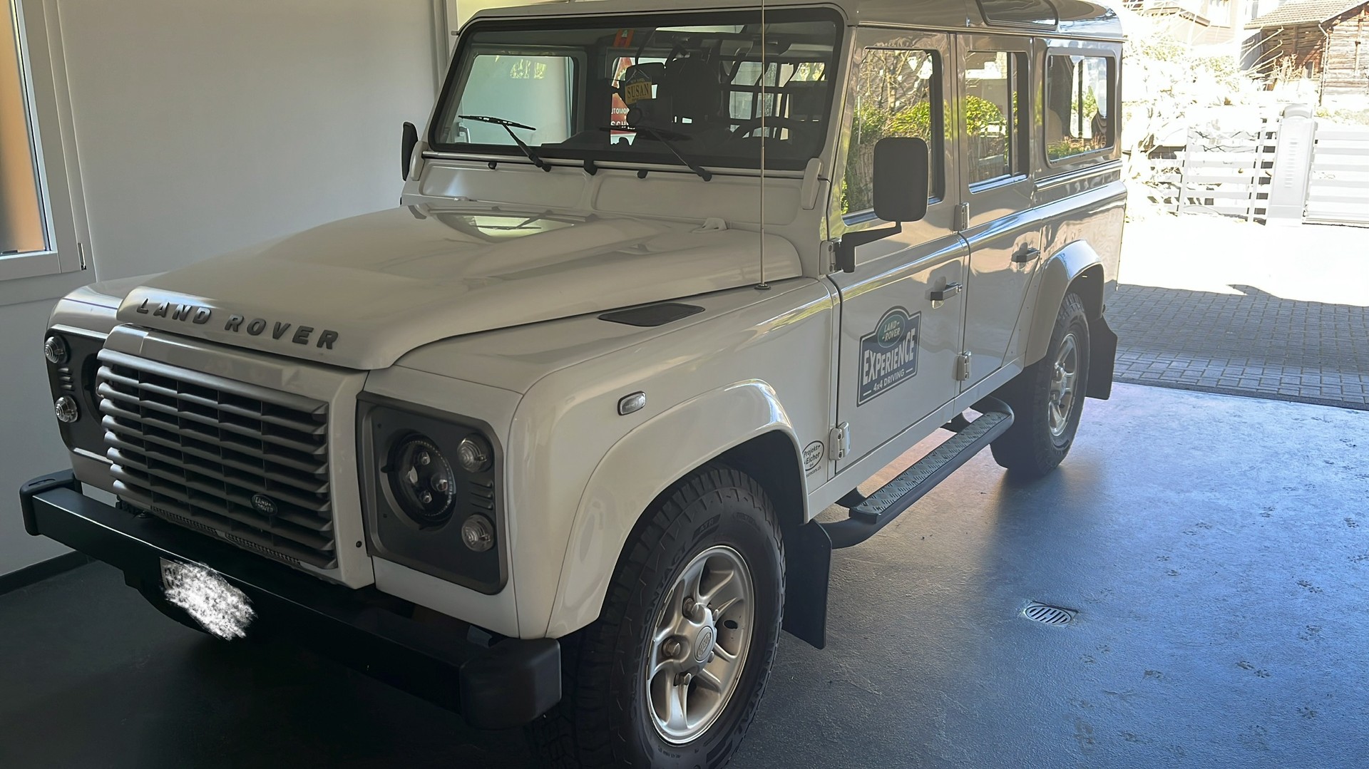 LAND ROVER TD4-image-0