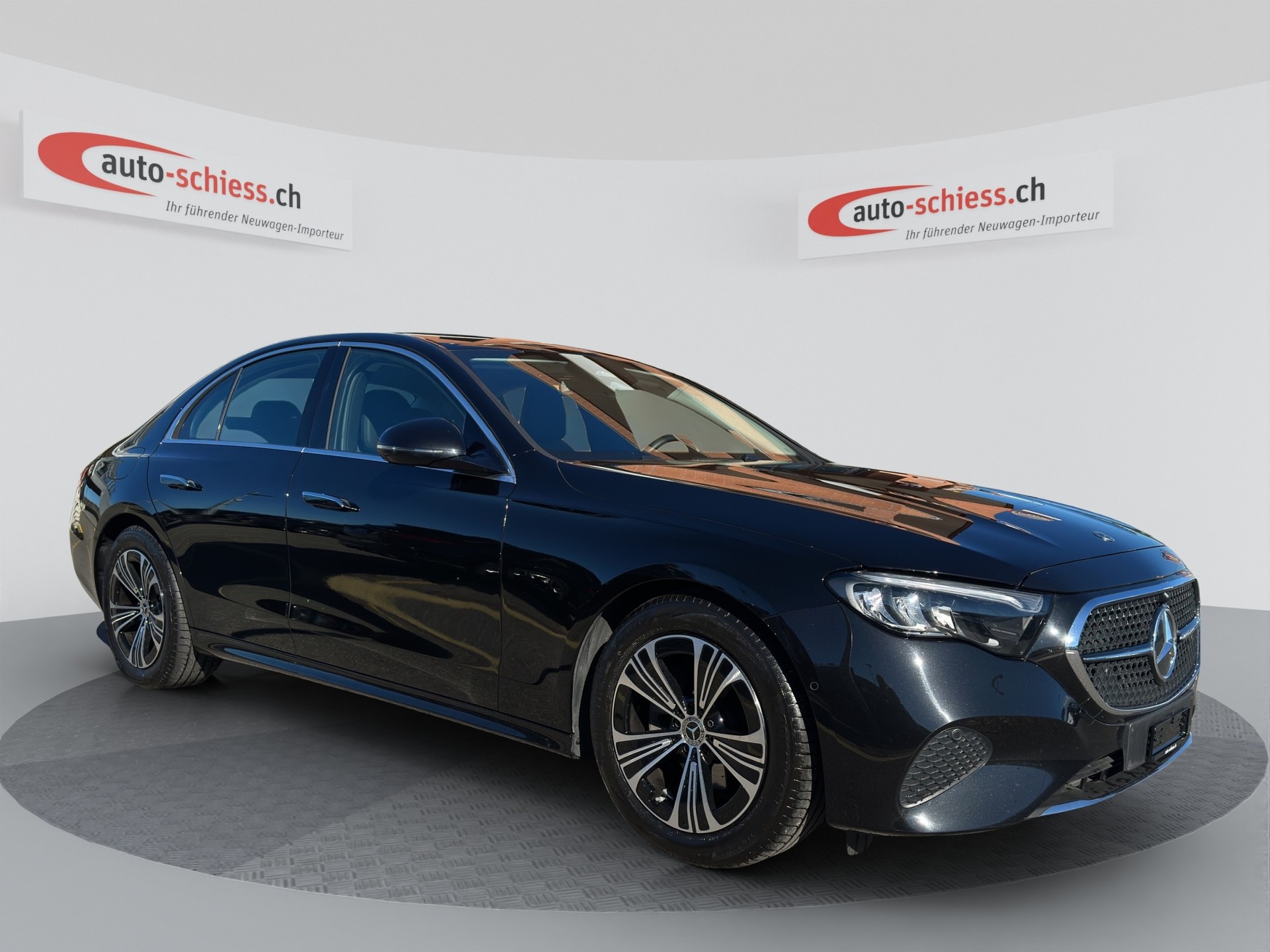 MERCEDES-BENZ E 200 9G-Tronic Exclusive Advanced-image-0