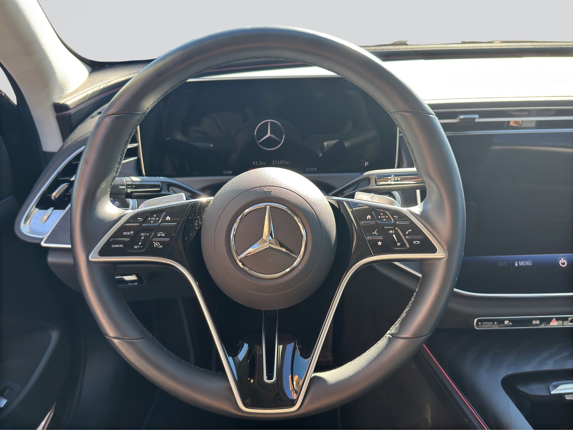 MERCEDES-BENZ E 200 9G-Tronic Avantgarde Advanced-image-10
