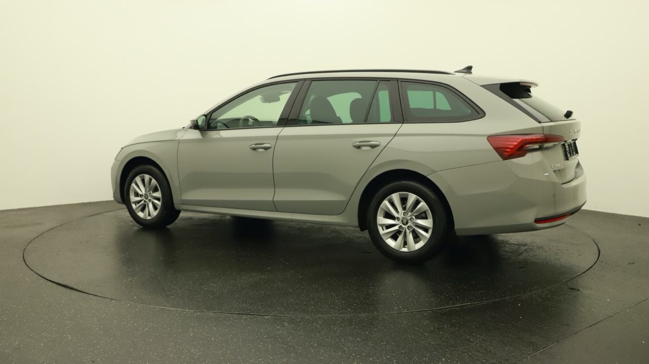 SKODA Octavia Combi 2.0 TDI DSG Selection-image-2