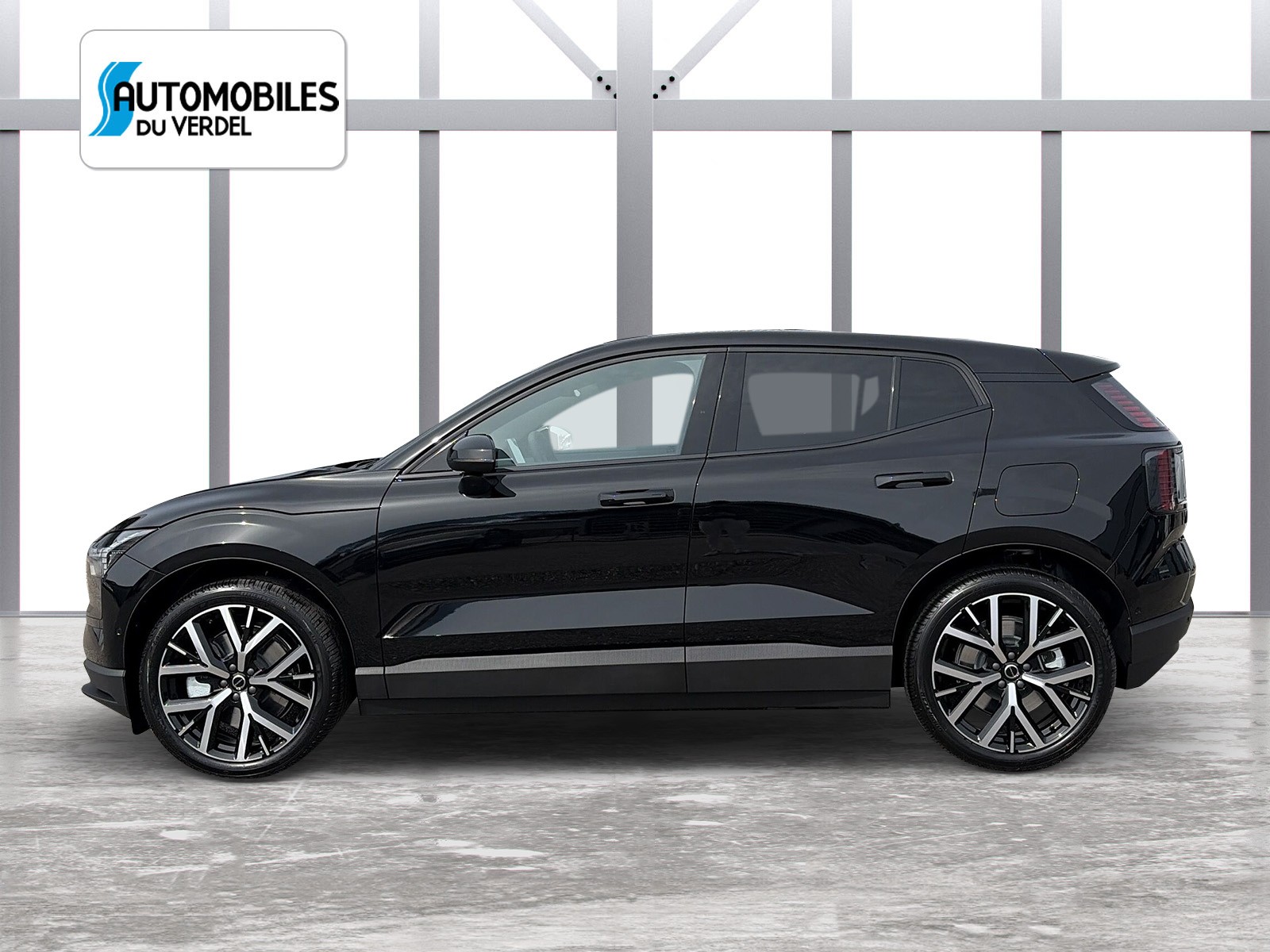 VOLVO EX30 E60 Twin Ultra Performance Sw. Black Ed. AWD-image-5