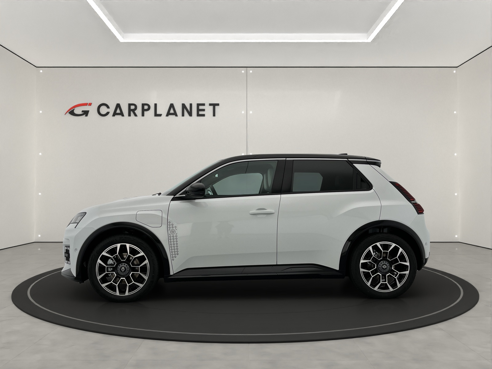RENAULT R5 E-Tech Comfort Range Roland Garros-showroom-element-1