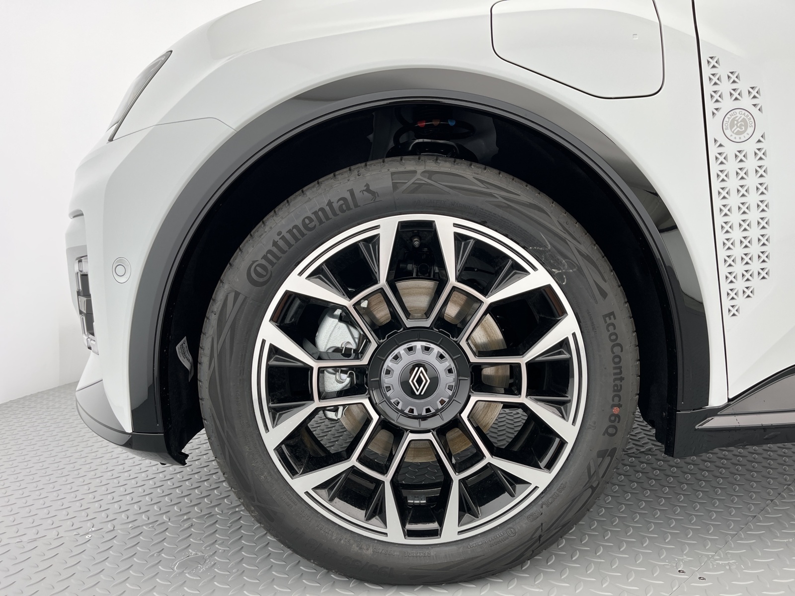 RENAULT R5 E-Tech Comfort Range Roland Garros-image-5