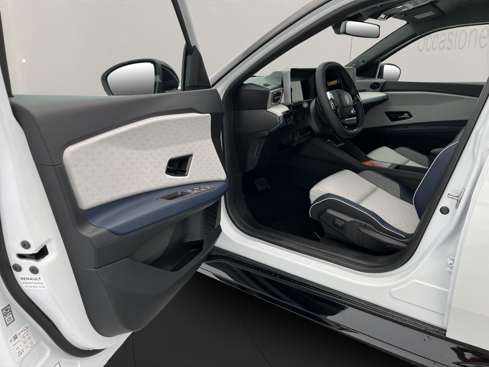RENAULT R5 E-Tech Comfort Range Roland Garros-image-6