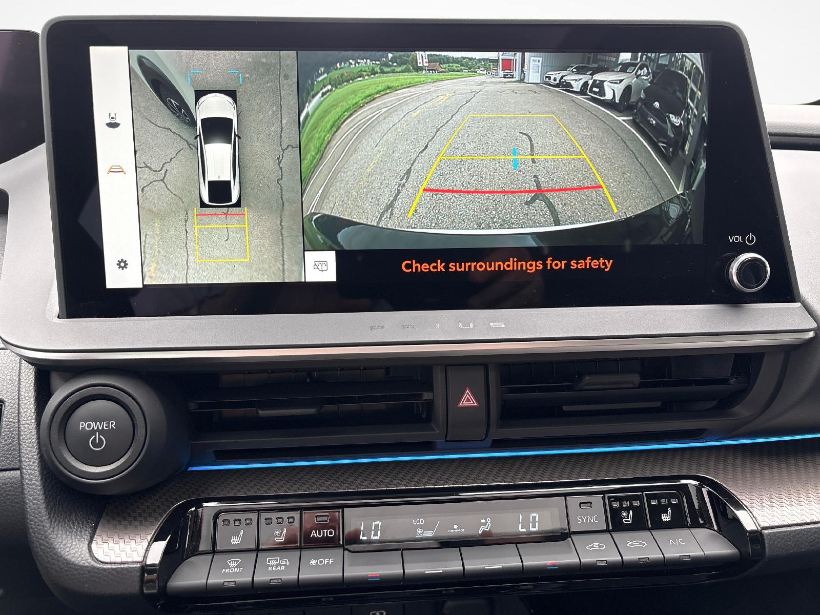 TOYOTA Prius 2.0 Plug-In-Hybrid Premium-image-13