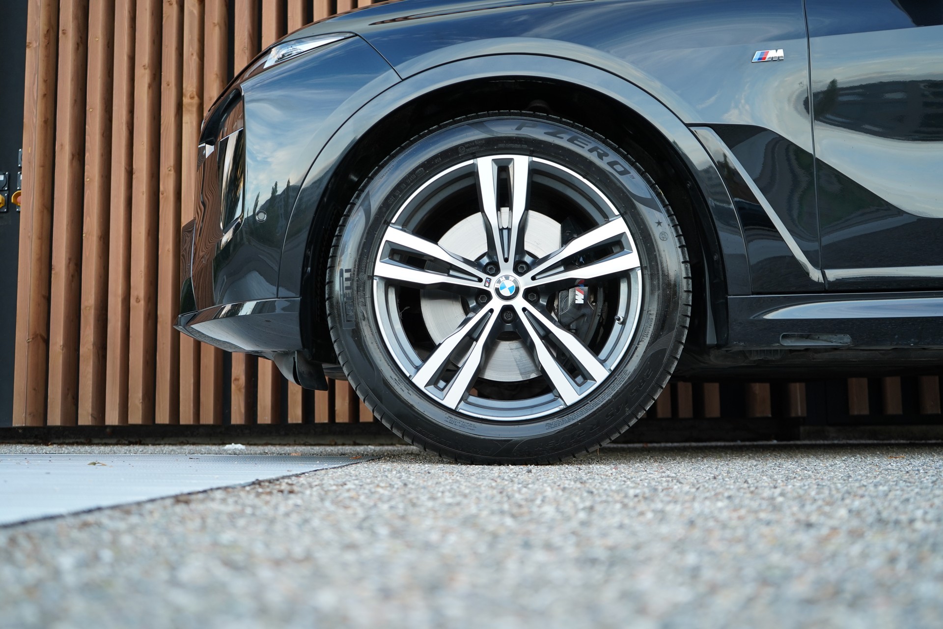 BMW X7 xDRIVE 48V 40i M SPORT PRO BLACK CARBON STEPTRONIC l 380 PS-image-13