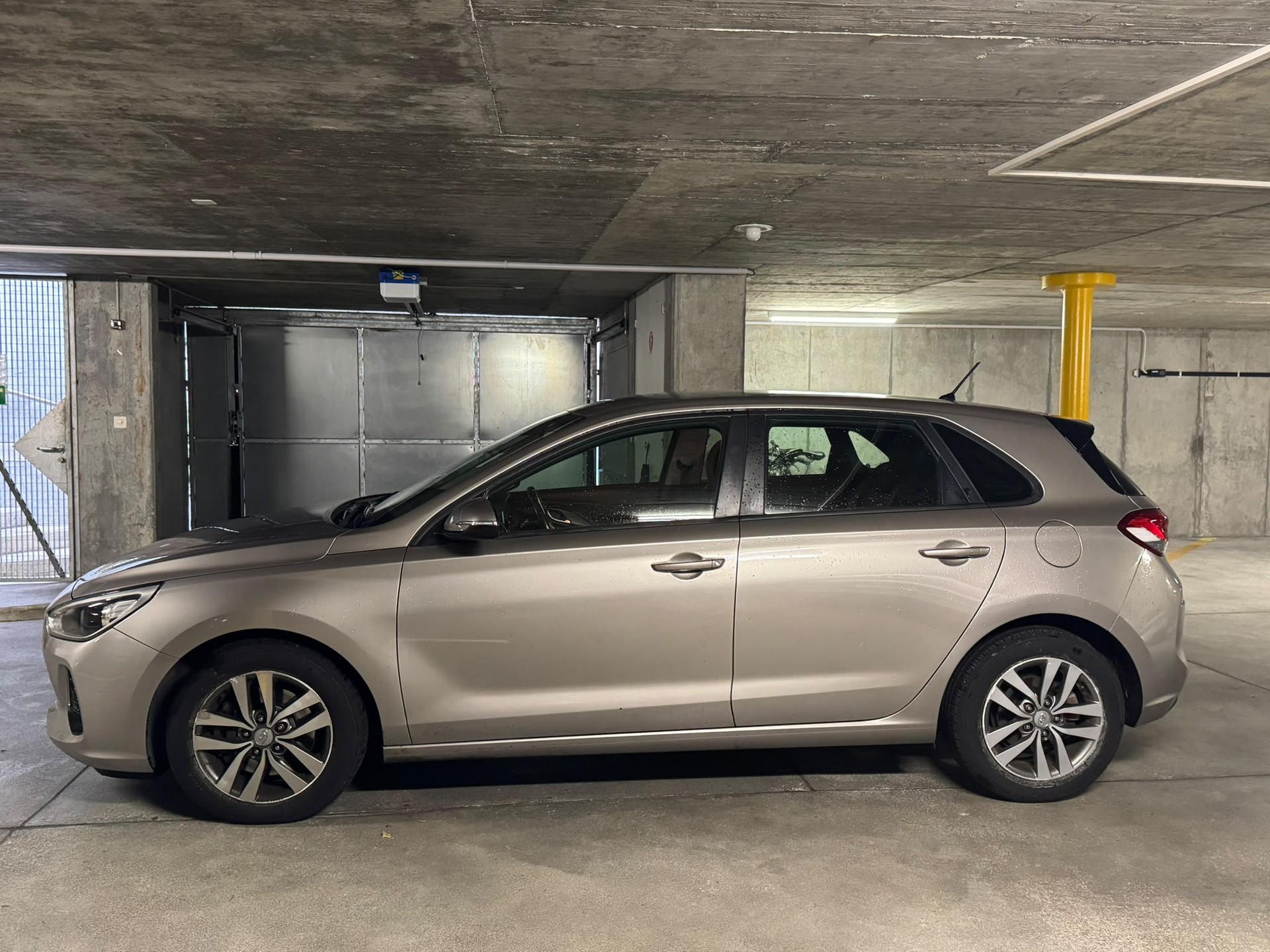 HYUNDAI 1.6 CRDi Origo-image-1