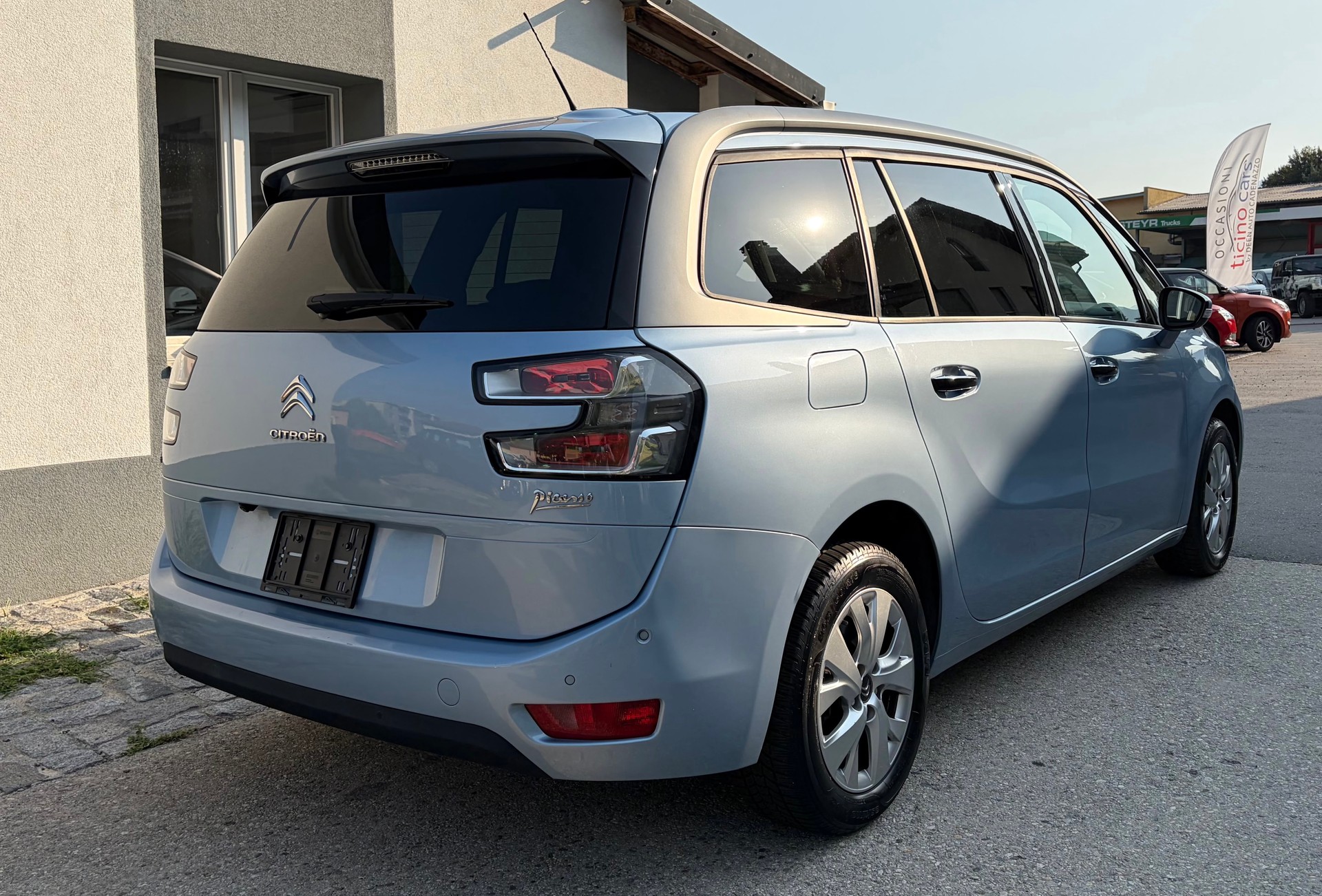 CITROEN Grand C4 Picasso 1.6i 16V e-THP Intensive-image-3