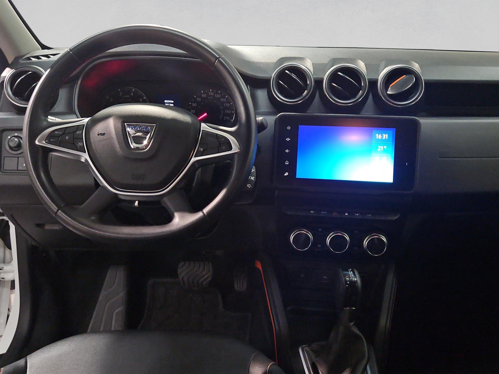 DACIA Duster TCe 150 Extreme EDC 4x2-image-13