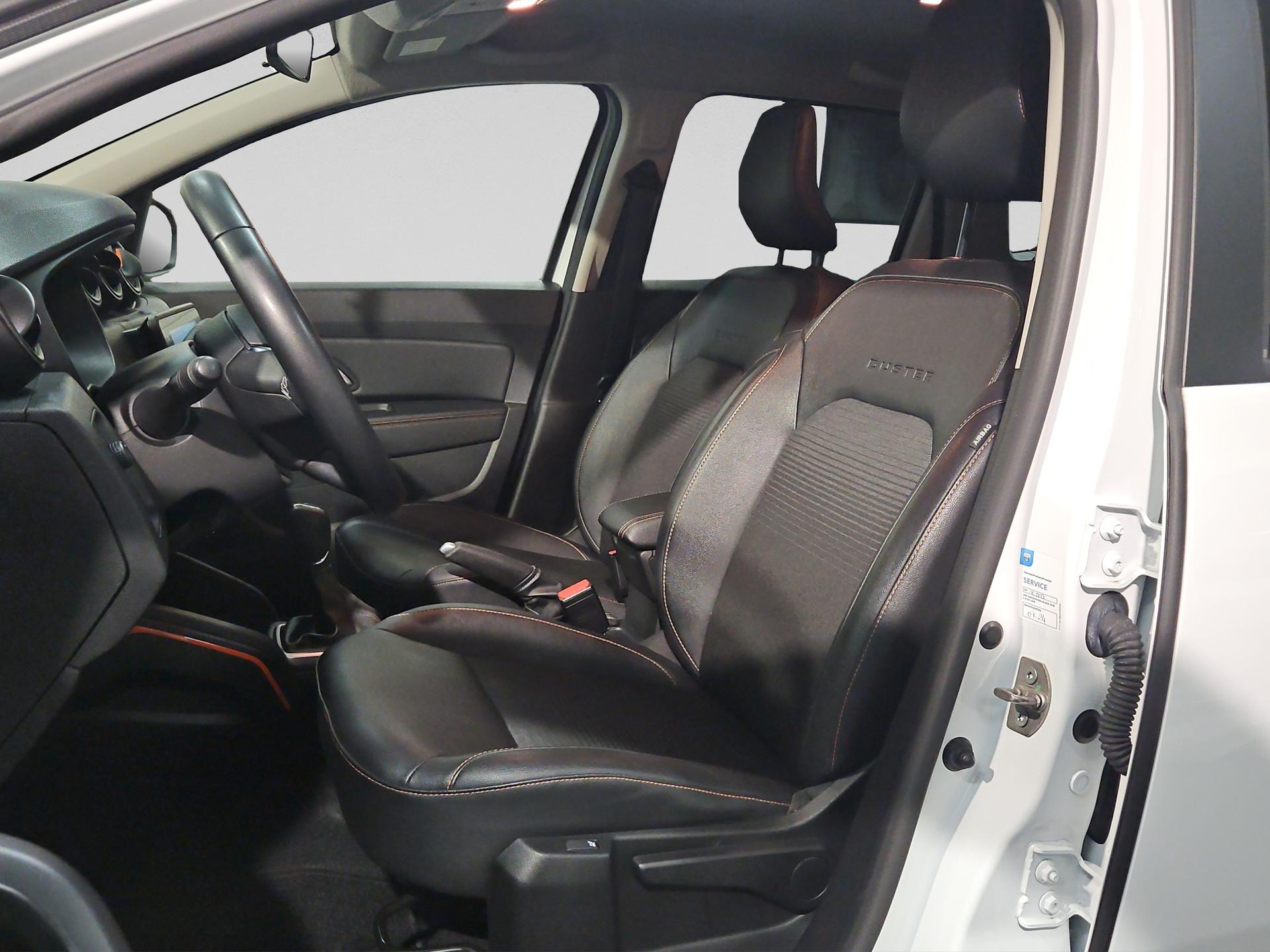 DACIA Duster TCe 150 Extreme EDC 4x2-image-8