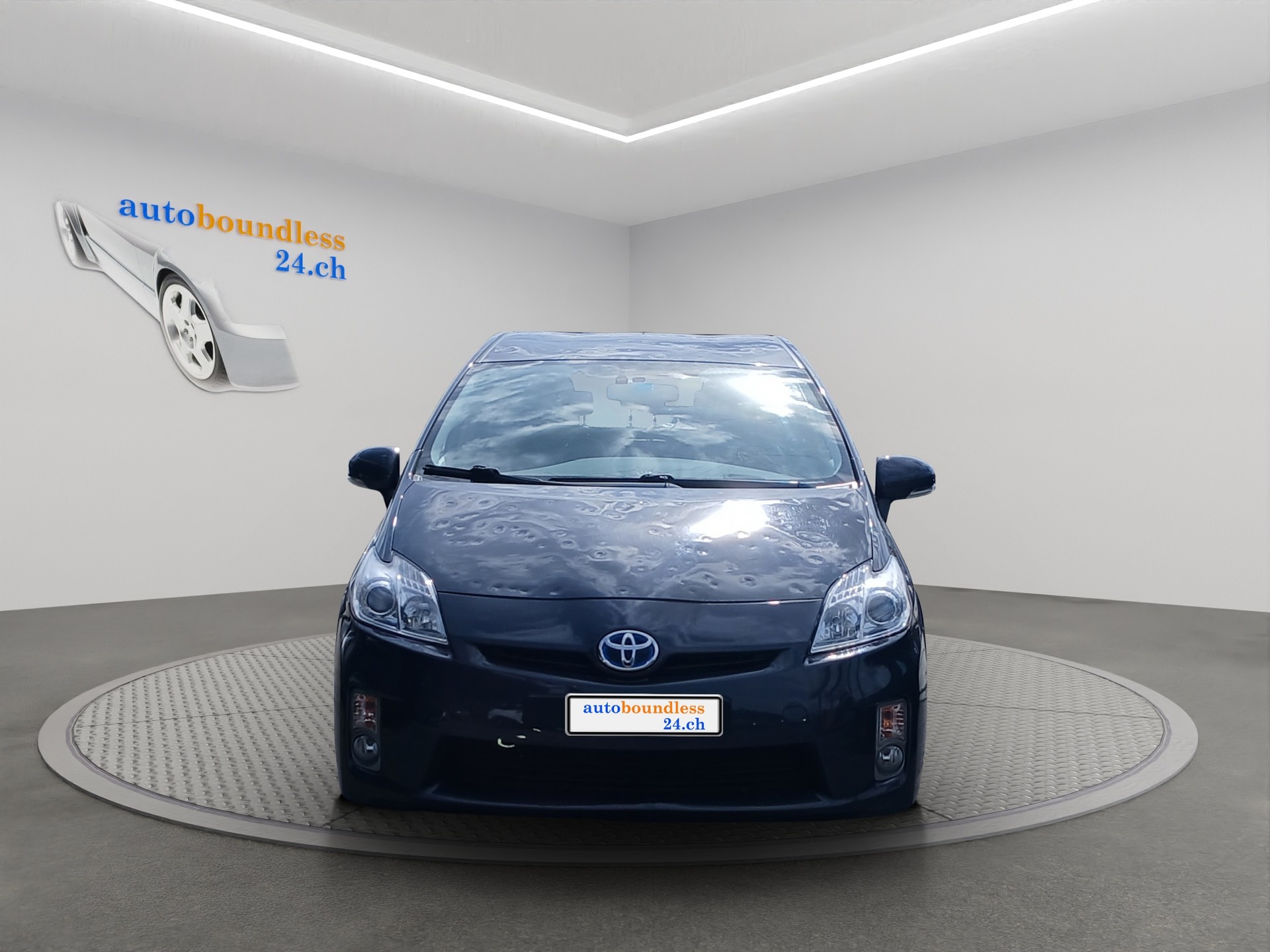 TOYOTA Prius 1.8 16V HSD Luna-image-0