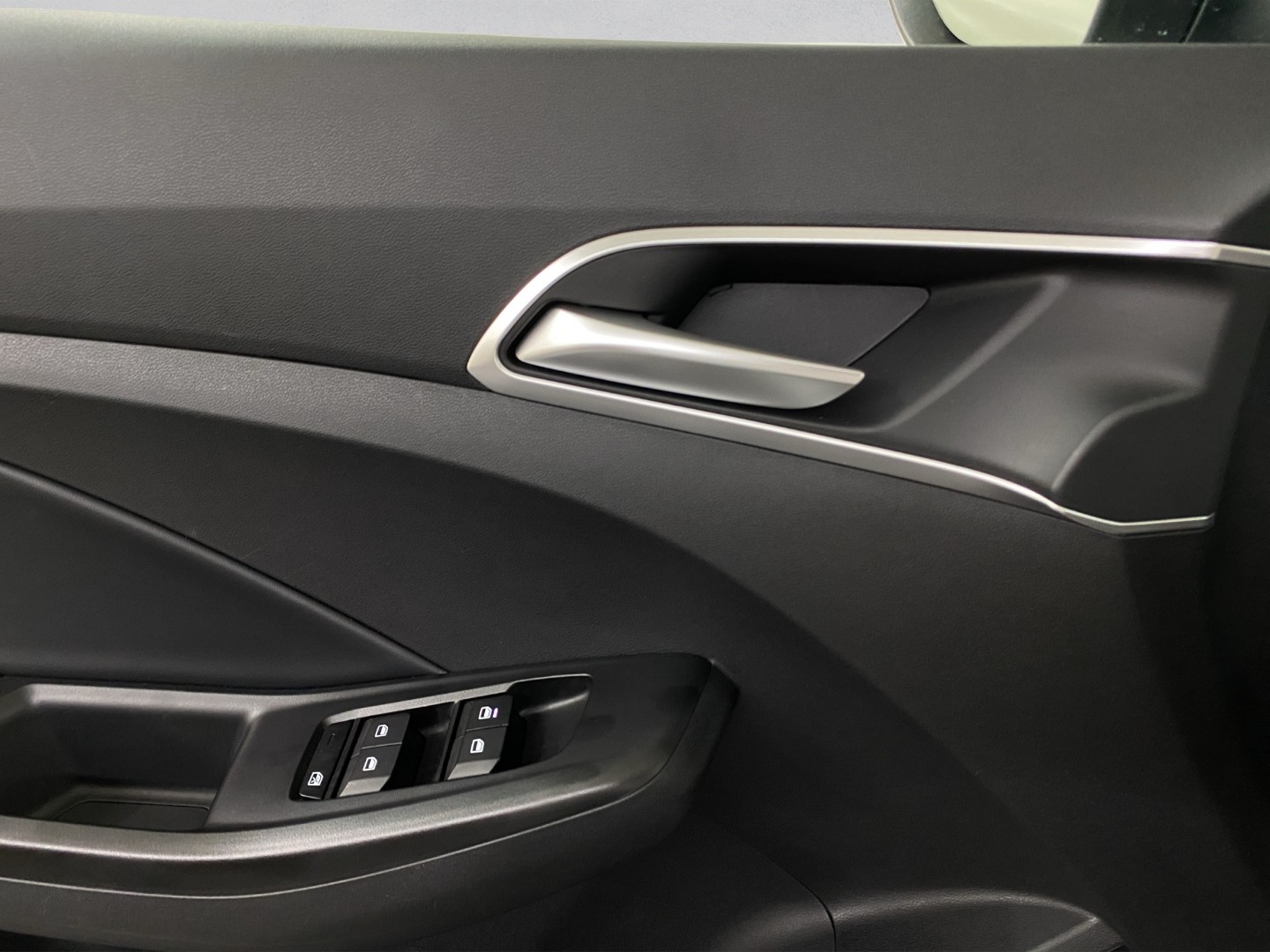 MG 3 1.5 Hybrid Luxury Aut.-image-18