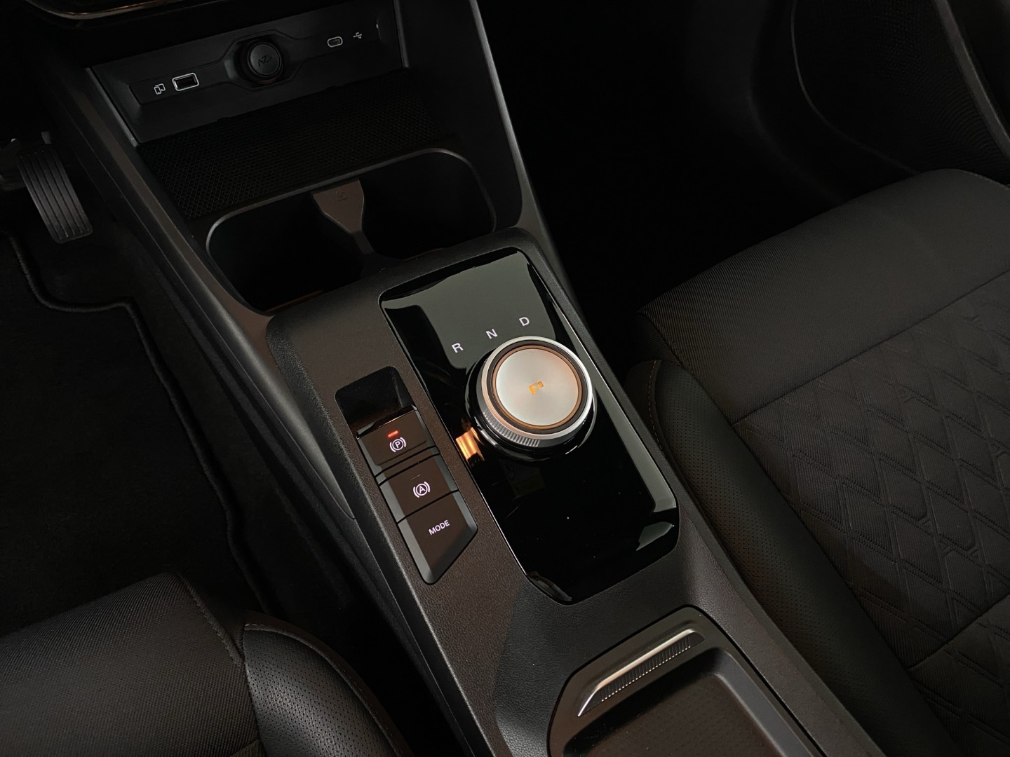 MG 3 1.5 Hybrid Luxury Aut.-image-8