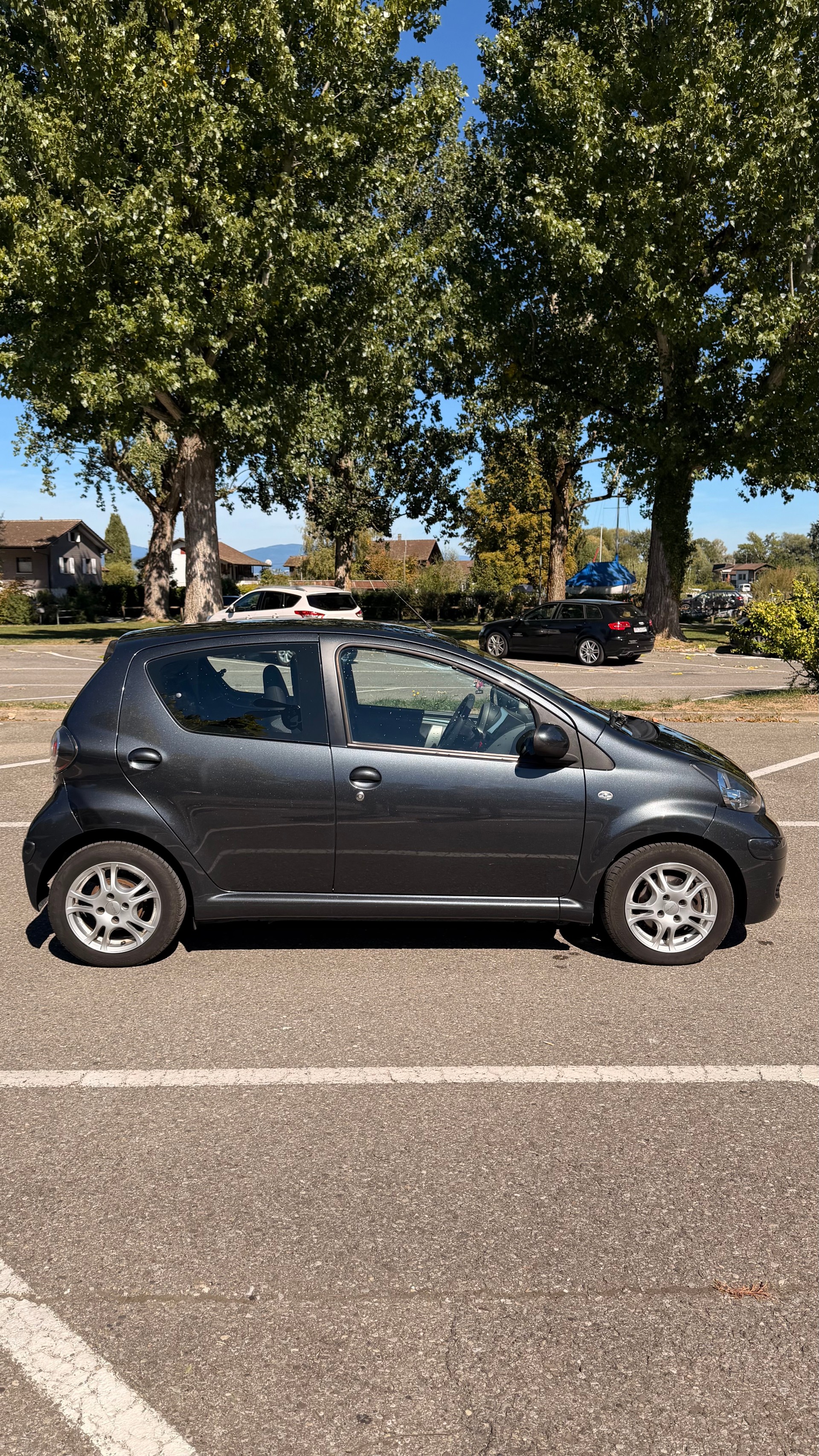 TOYOTA Aygo 1.0 Linea Terra-image-6