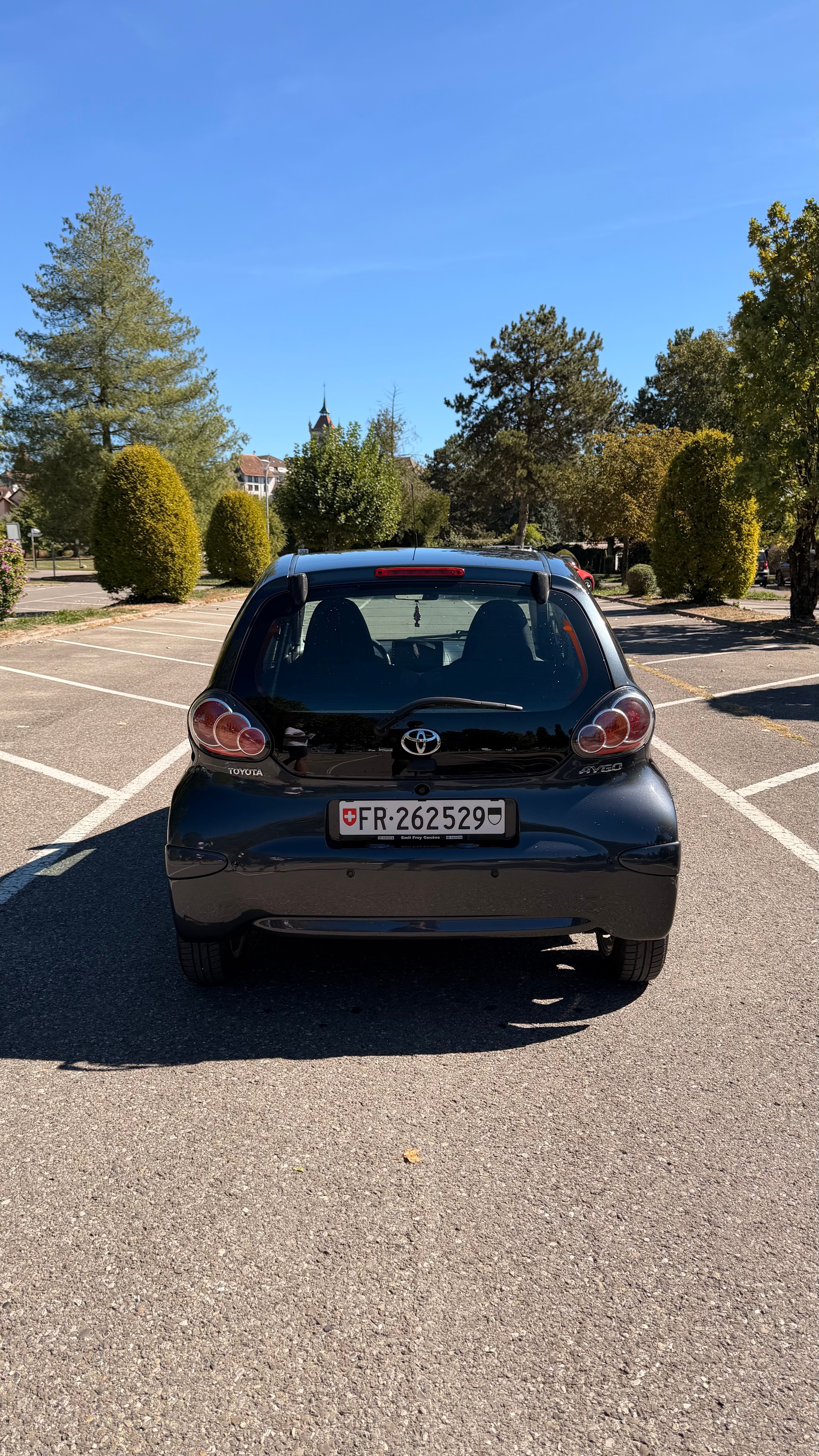 TOYOTA Aygo 1.0 Linea Terra-image-4