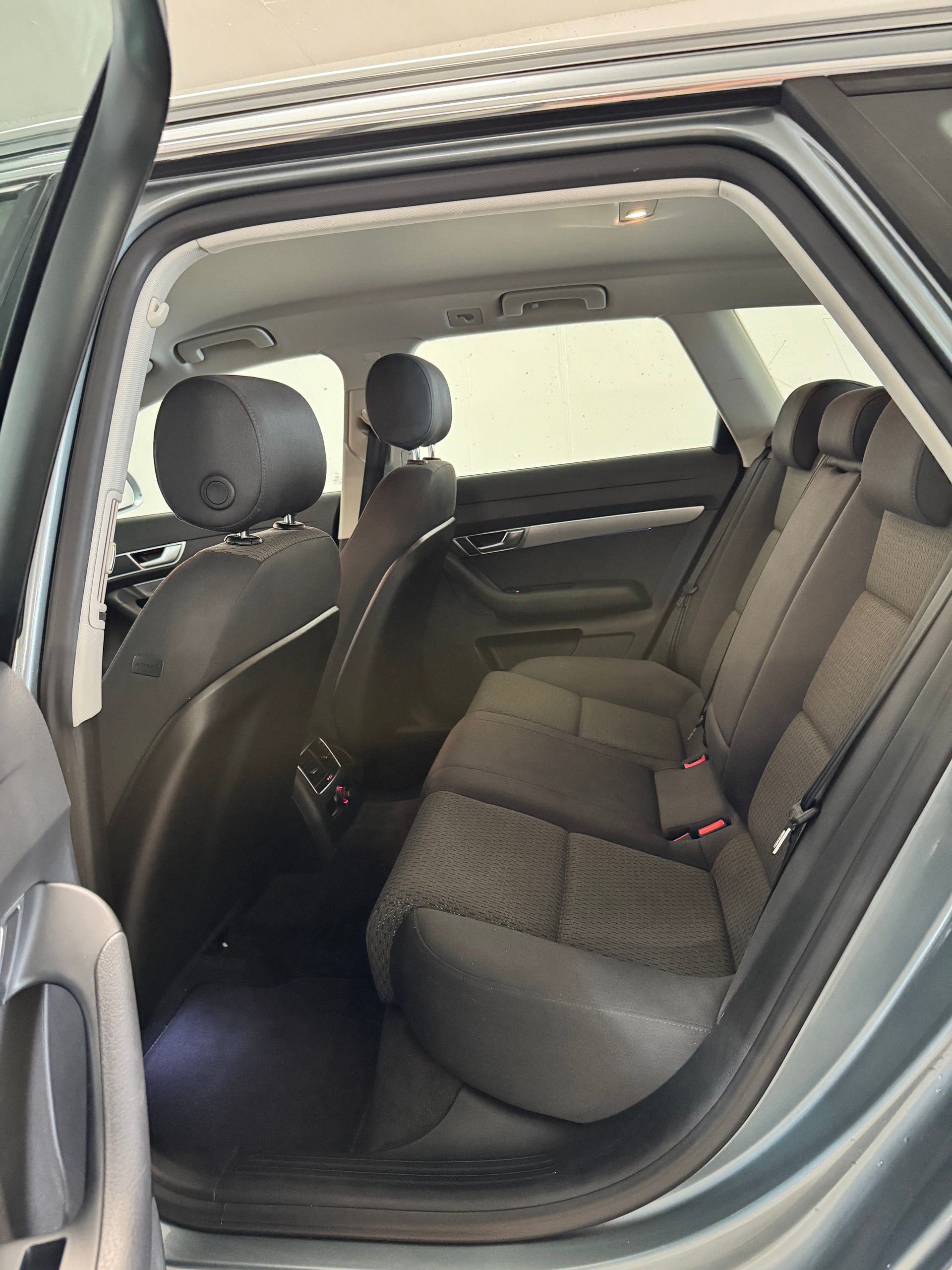 AUDI A6 Avant 2.8 V6 FSI multitronic-image-7