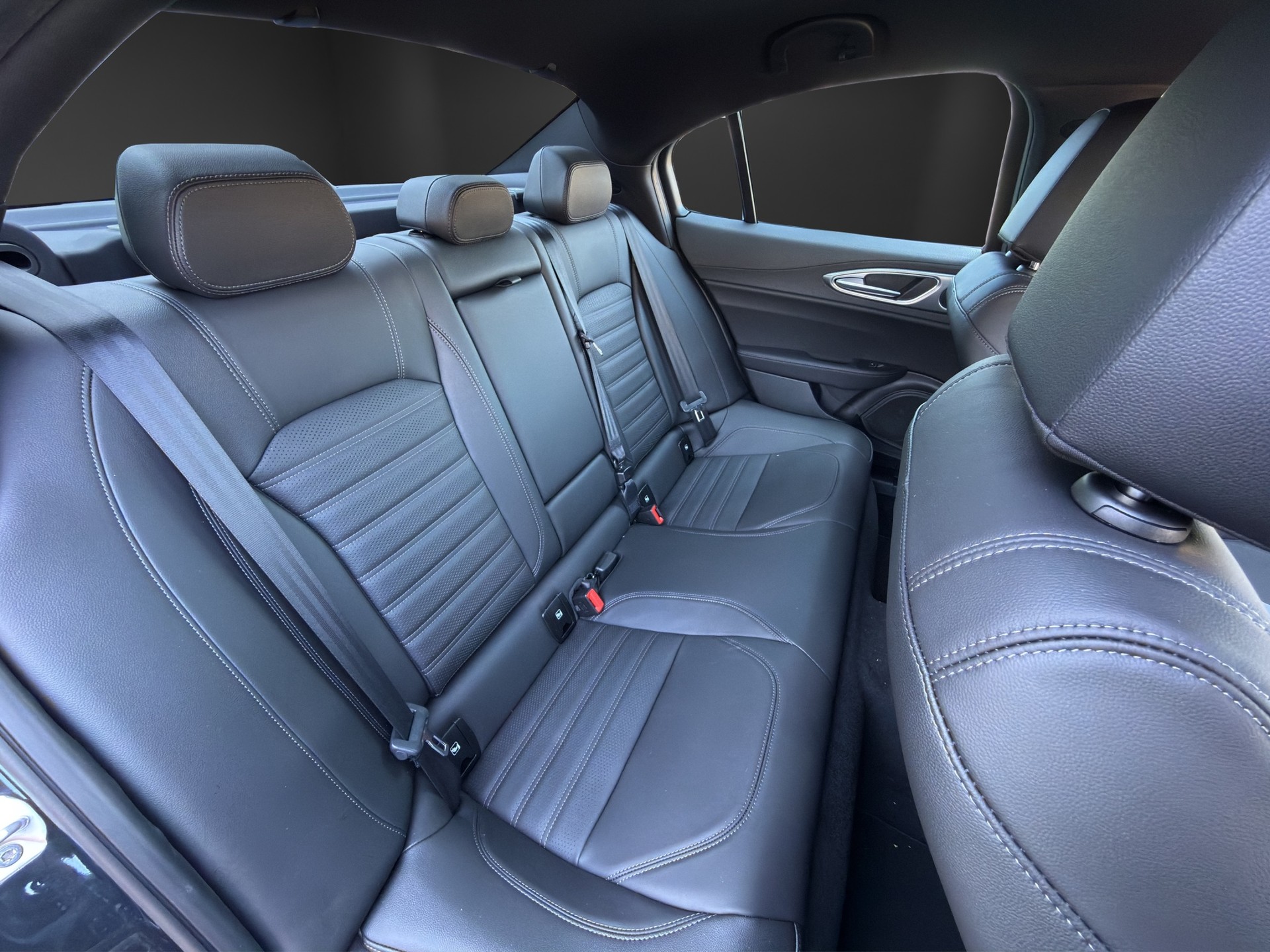 ALFA ROMEO Giulia 2.0 Sprint Q4 AT8-image-16
