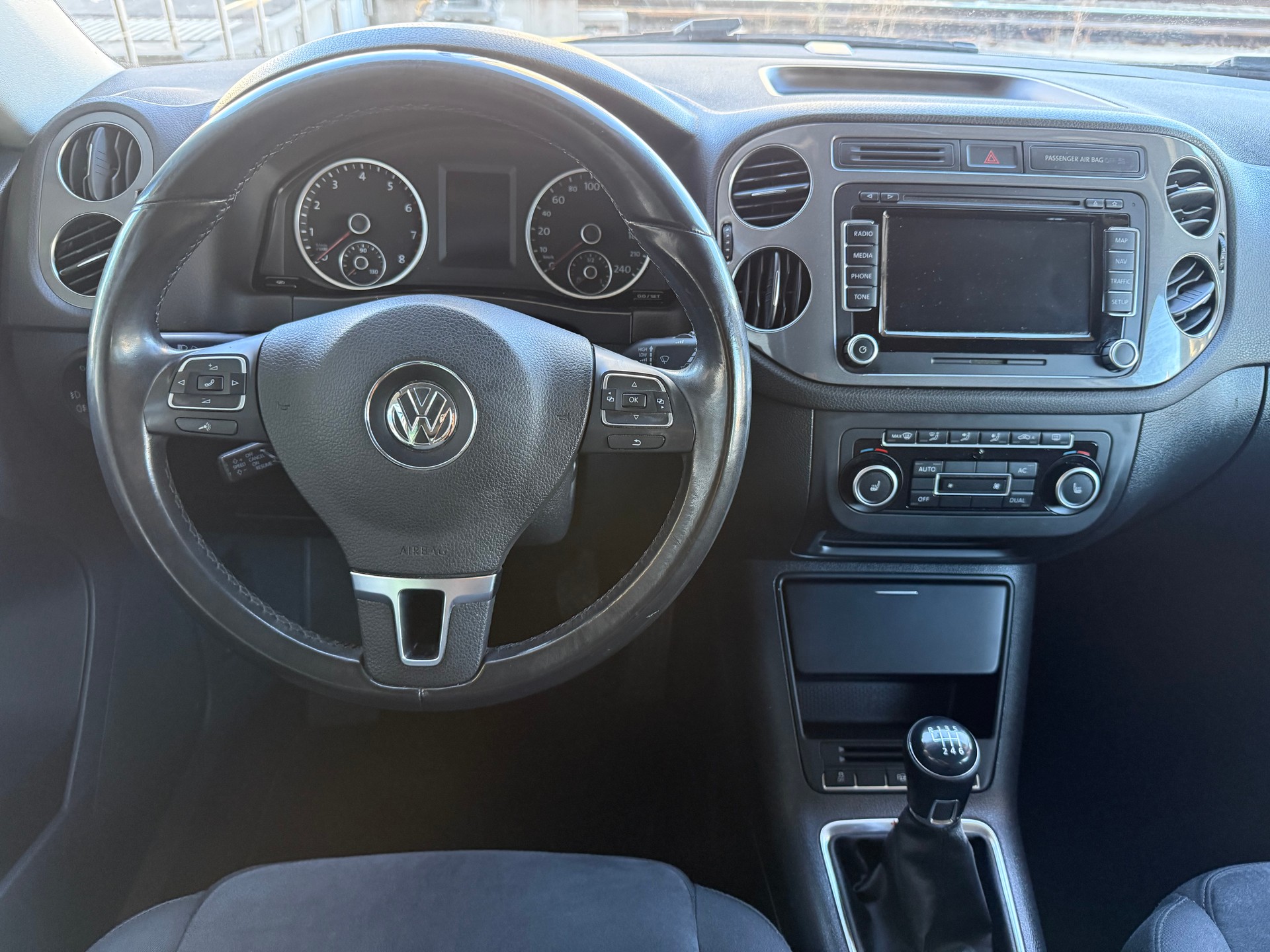 VW Tiguan 1.4 TSI Sport&Style 4Motion-image-10