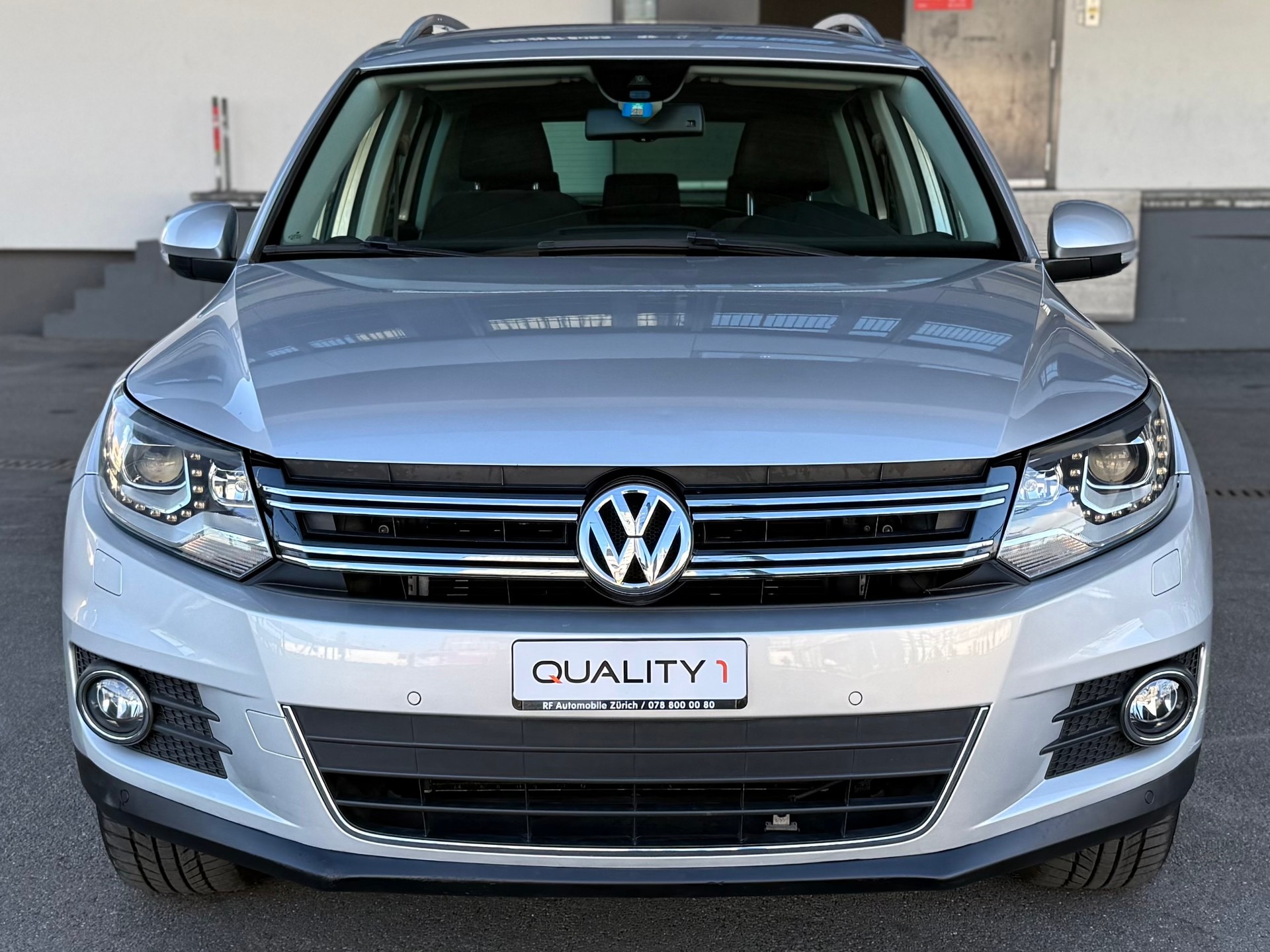 VW Tiguan 1.4 TSI Sport&Style 4Motion-image-1