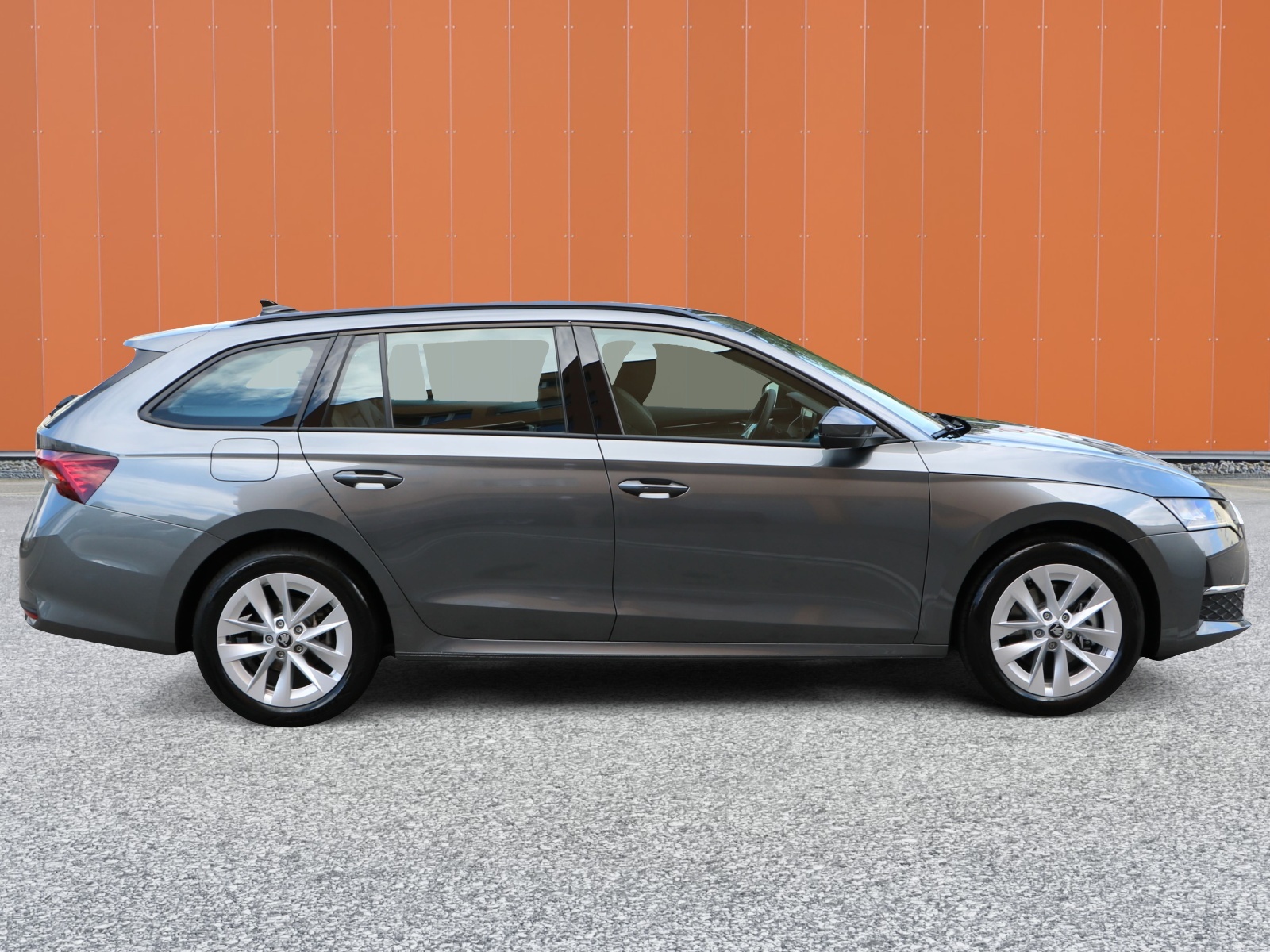 SKODA Octavia Combi 2.0 TSI DSG Selection 4x4-showroom-element-3