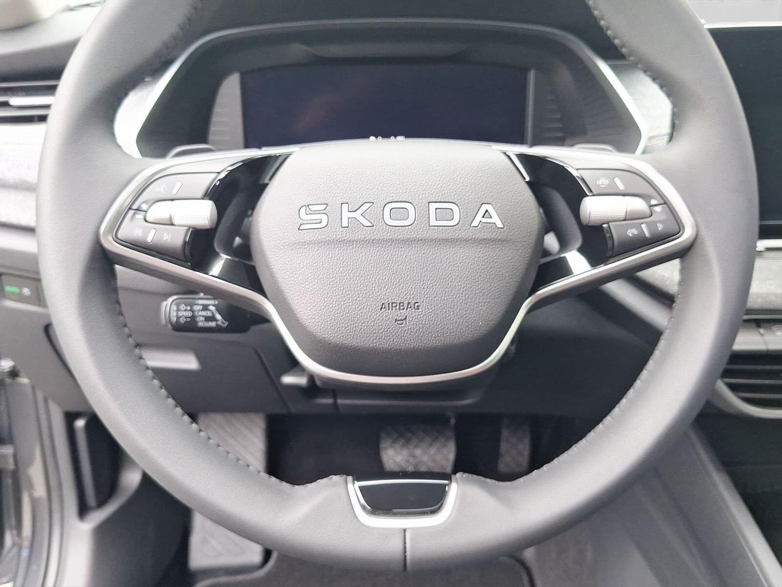 SKODA Octavia Combi 2.0 TSI DSG Selection 4x4-image-7