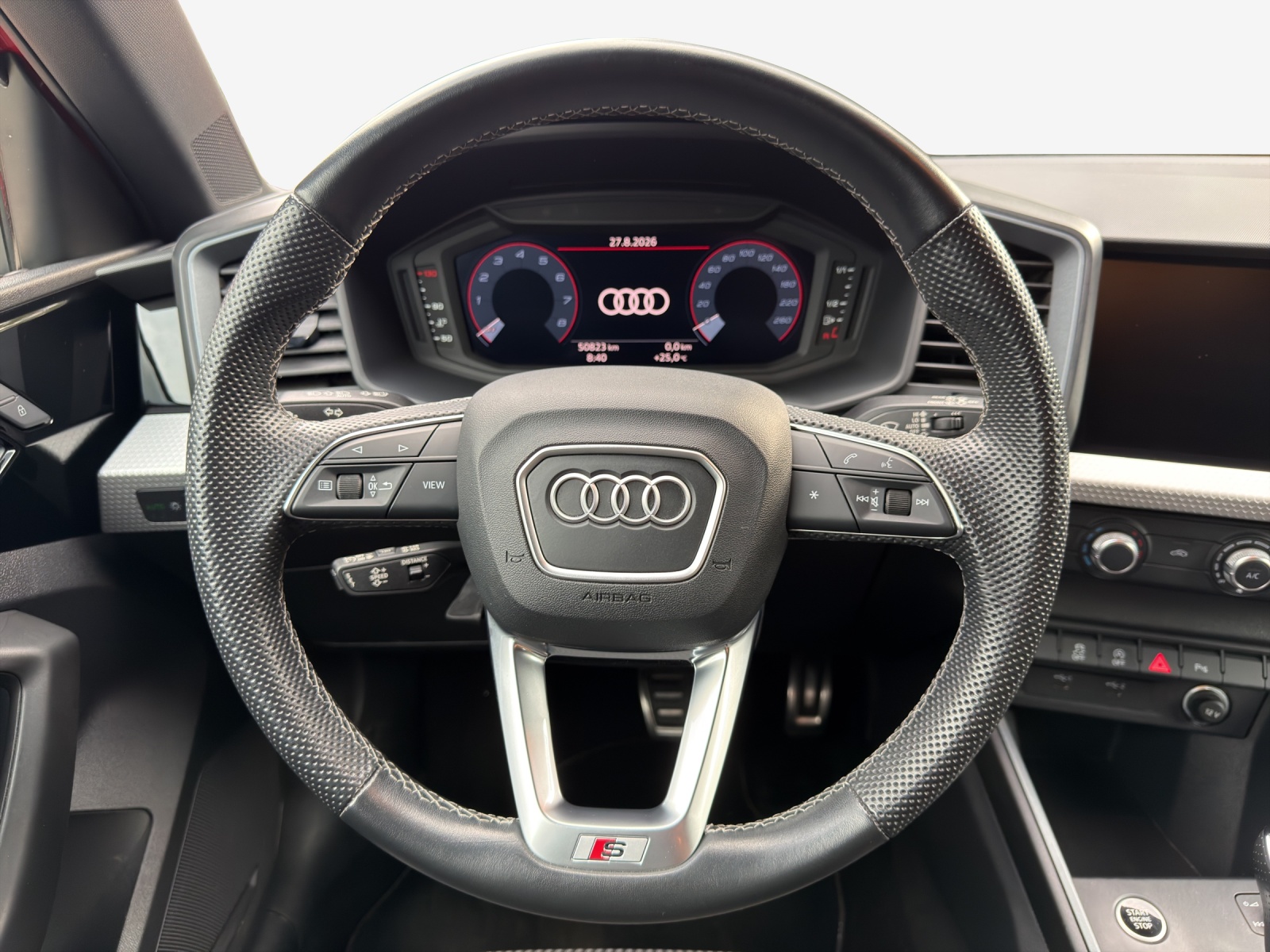 AUDI A1 allstreet 35 TFSI S-tronic-image-9