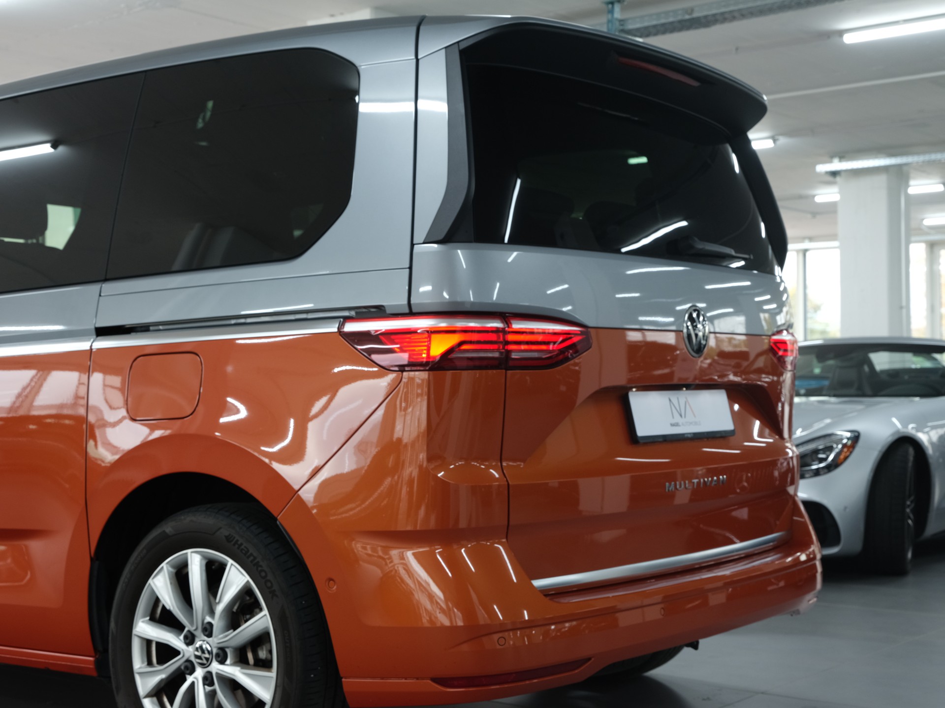 VW Multivan 2.0 TSI Life DSG Lang *Panorama* *360 Kamera* *Vollausstattung*-image-14